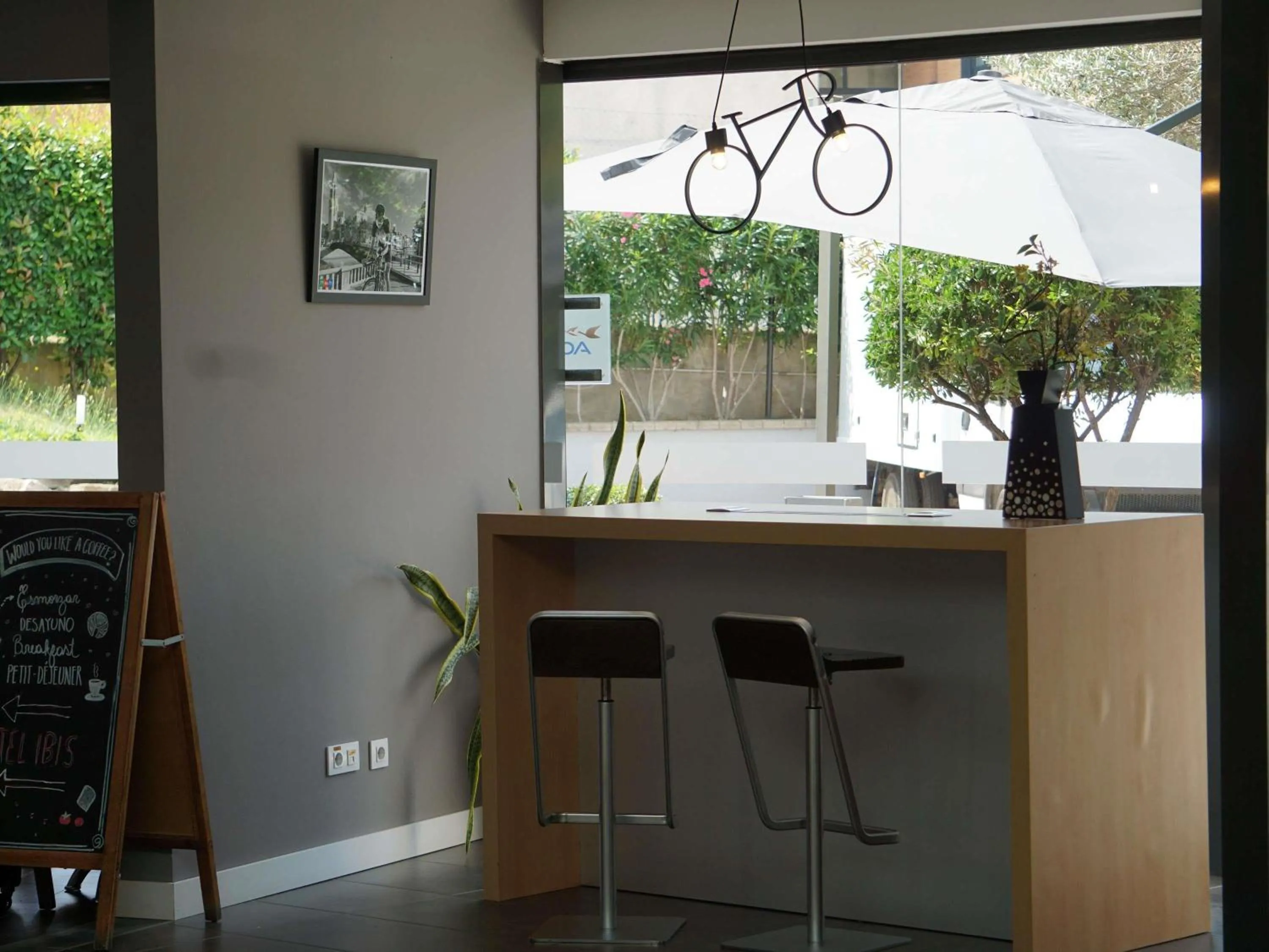 Property building in Ibis Budget Girona Costa Brava