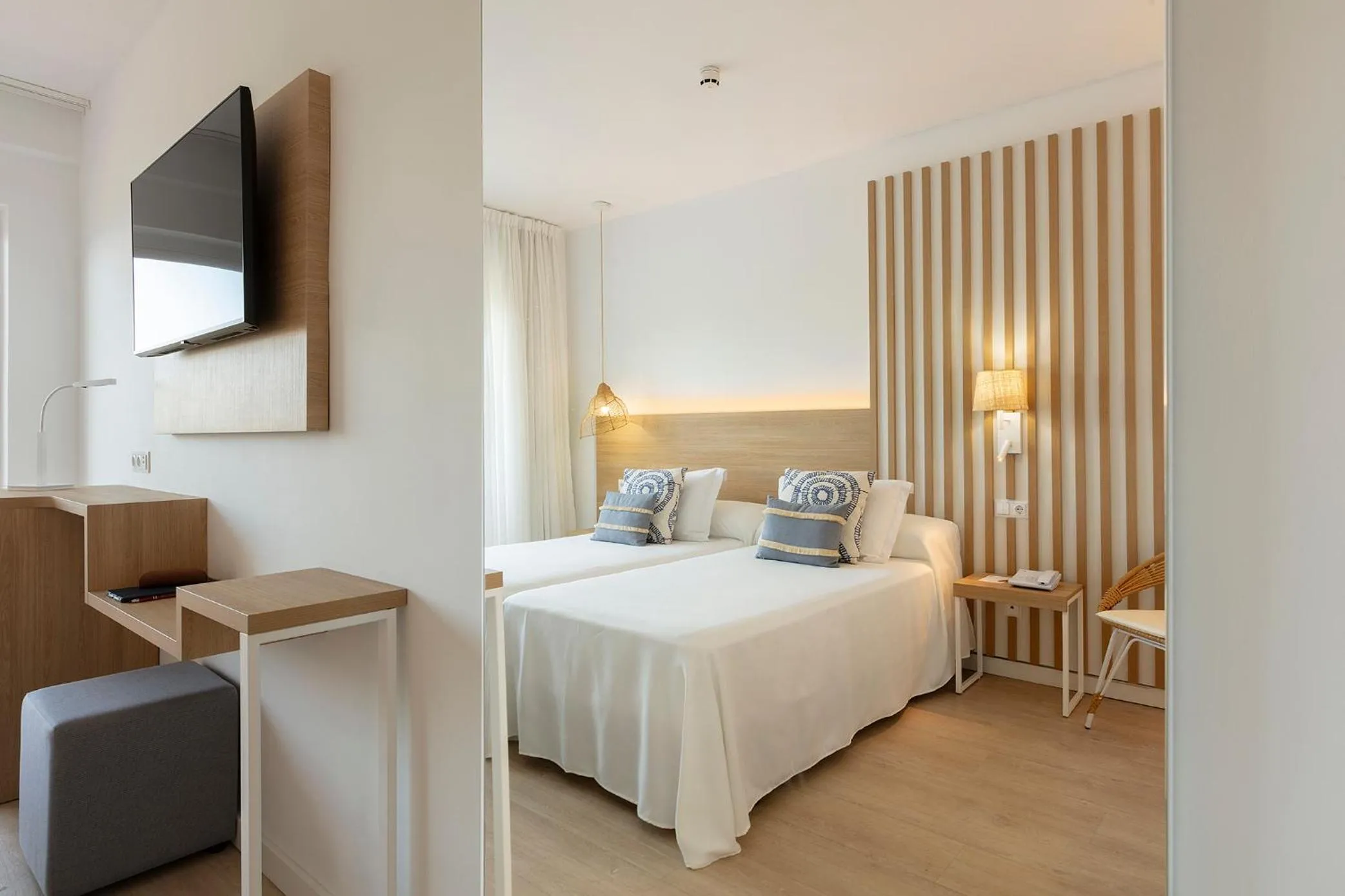 Bed in Hotel Cala Font