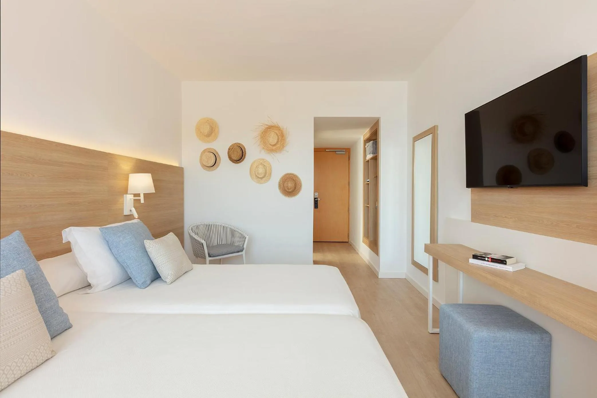 Bed in Hotel Cala Font