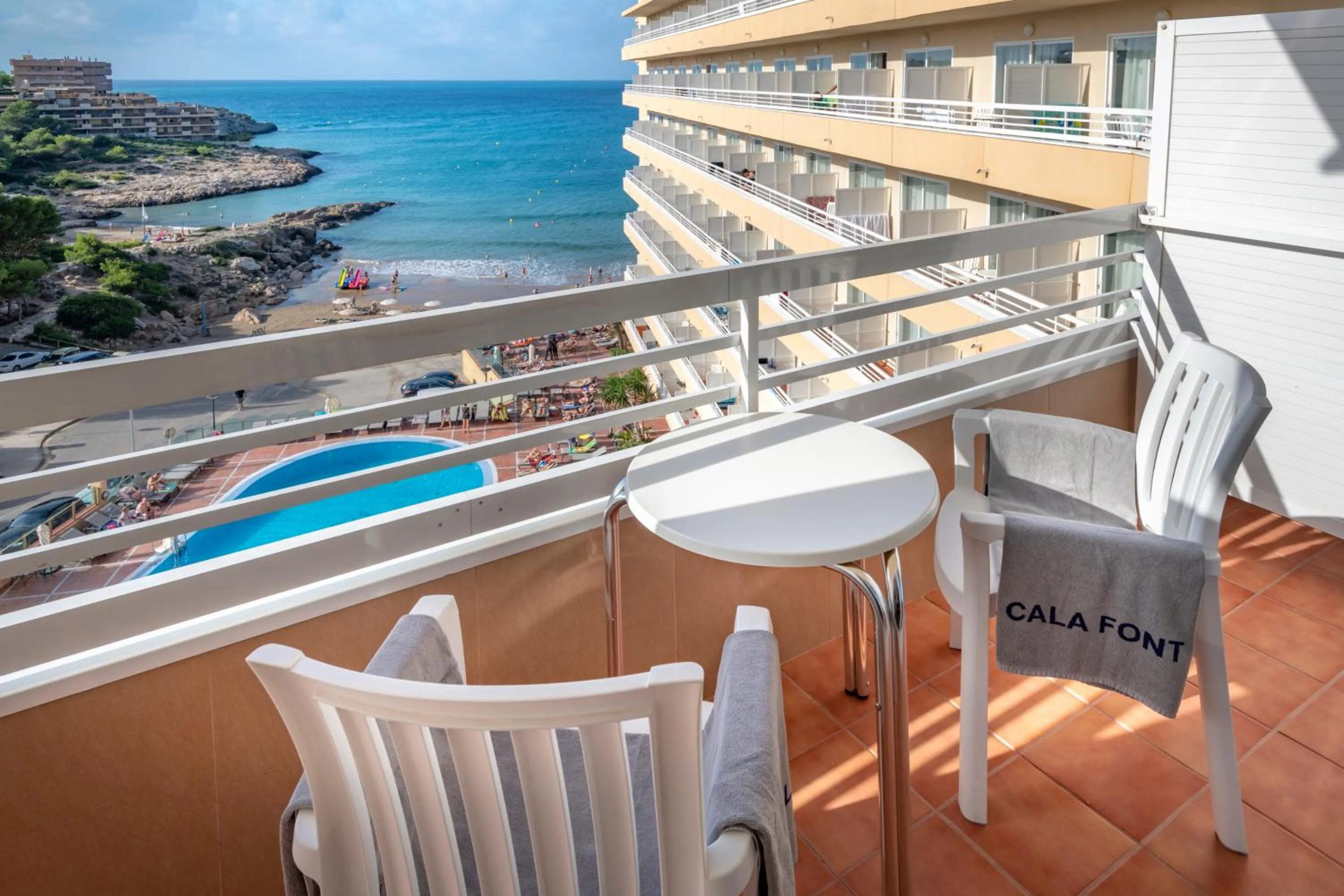 Day in Hotel Cala Font