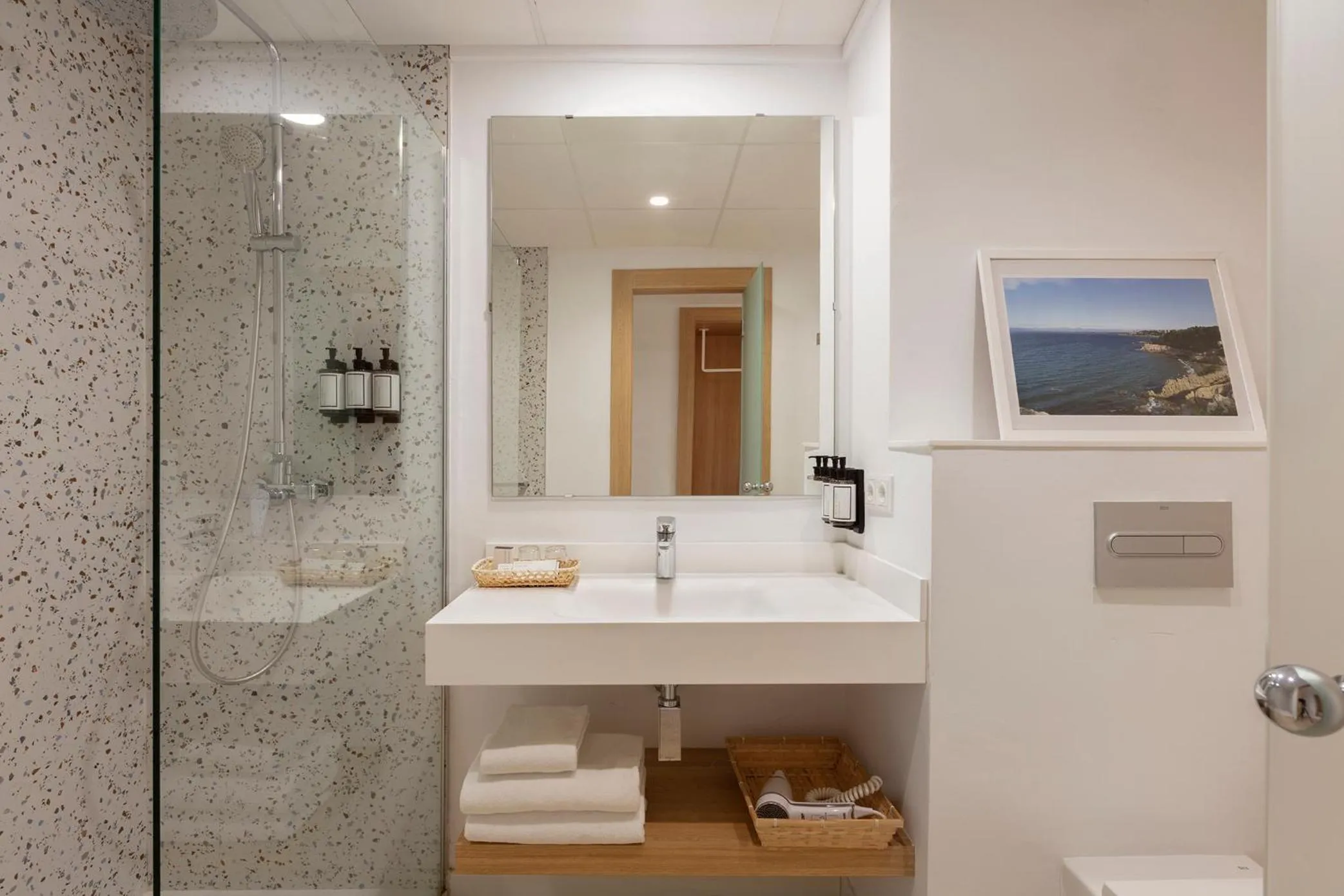 Bathroom in Hotel Cala Font