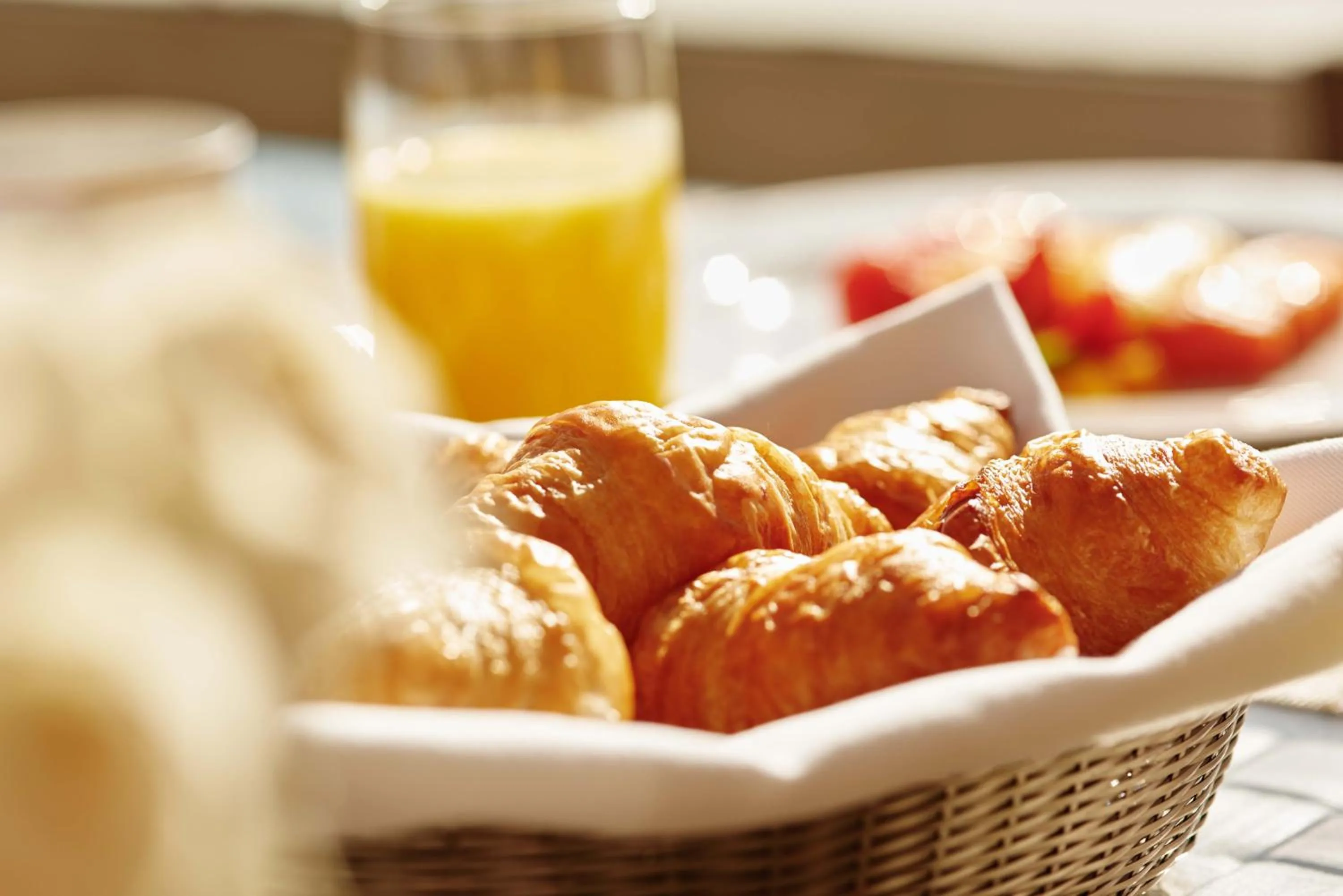 Restaurant/places to eat in El Embajador, a Royal Hideaway Hotel