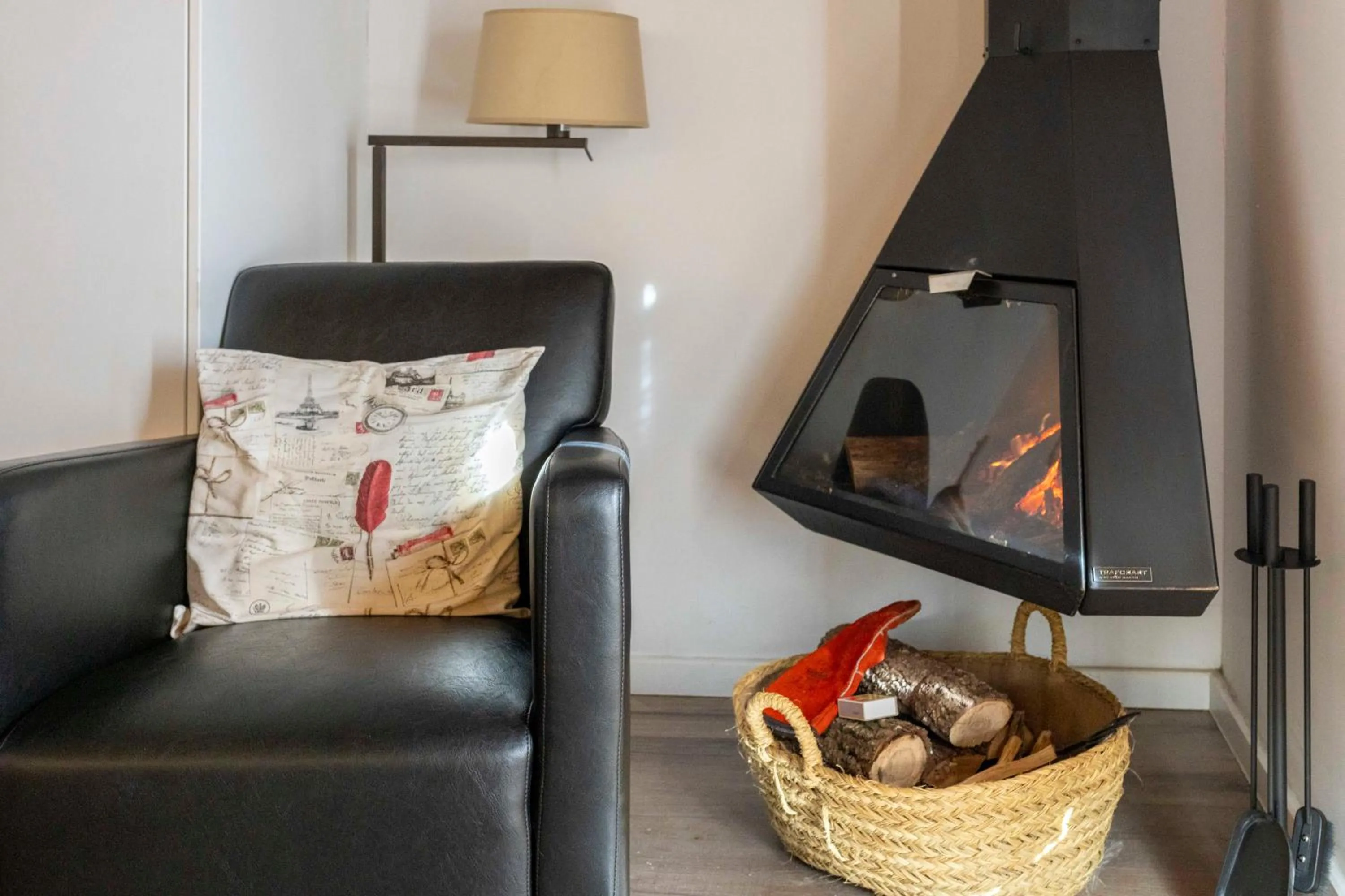 Seating area in Hotel La Freixera