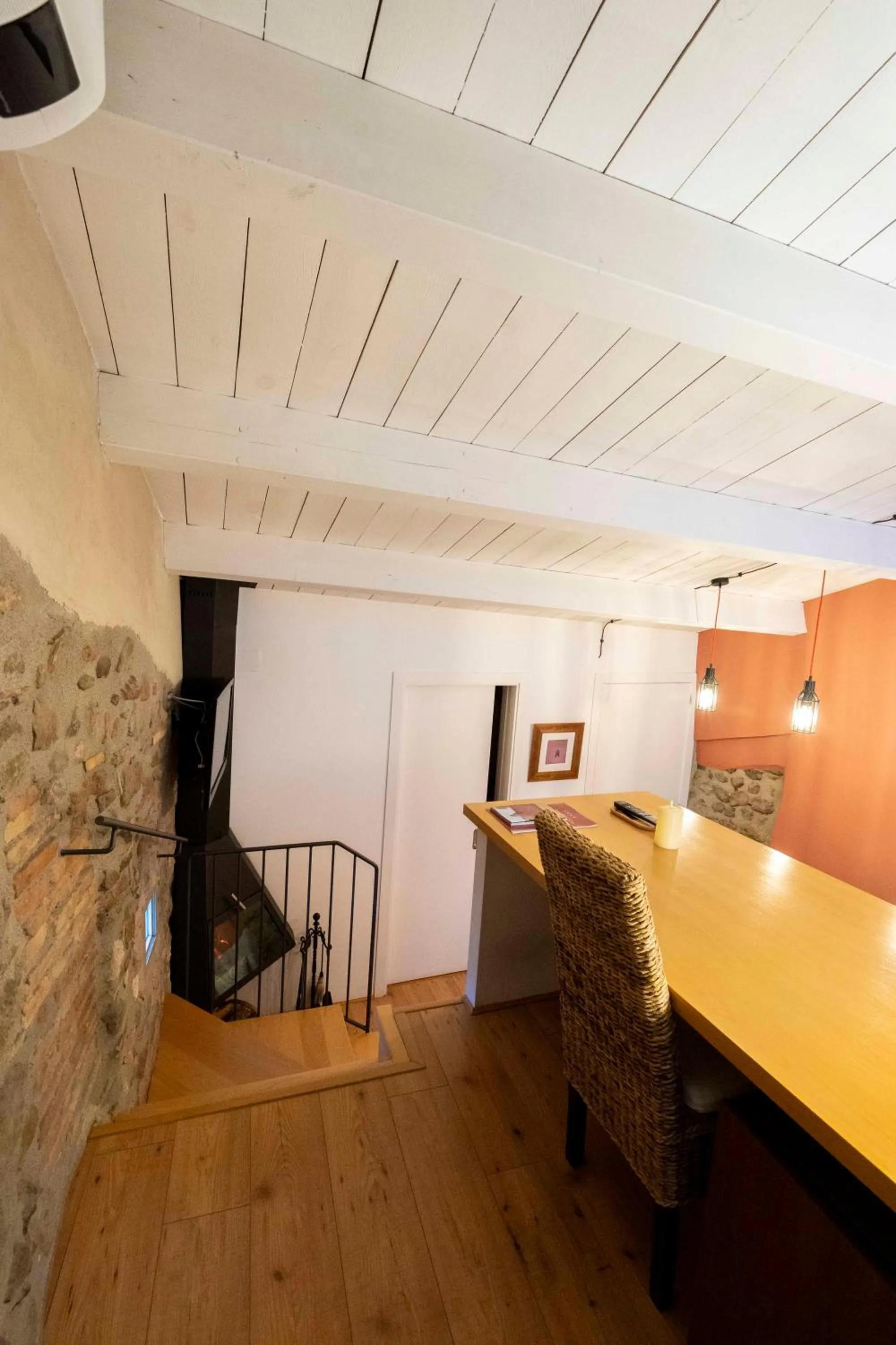 Seating area, Bed in Hotel La Freixera