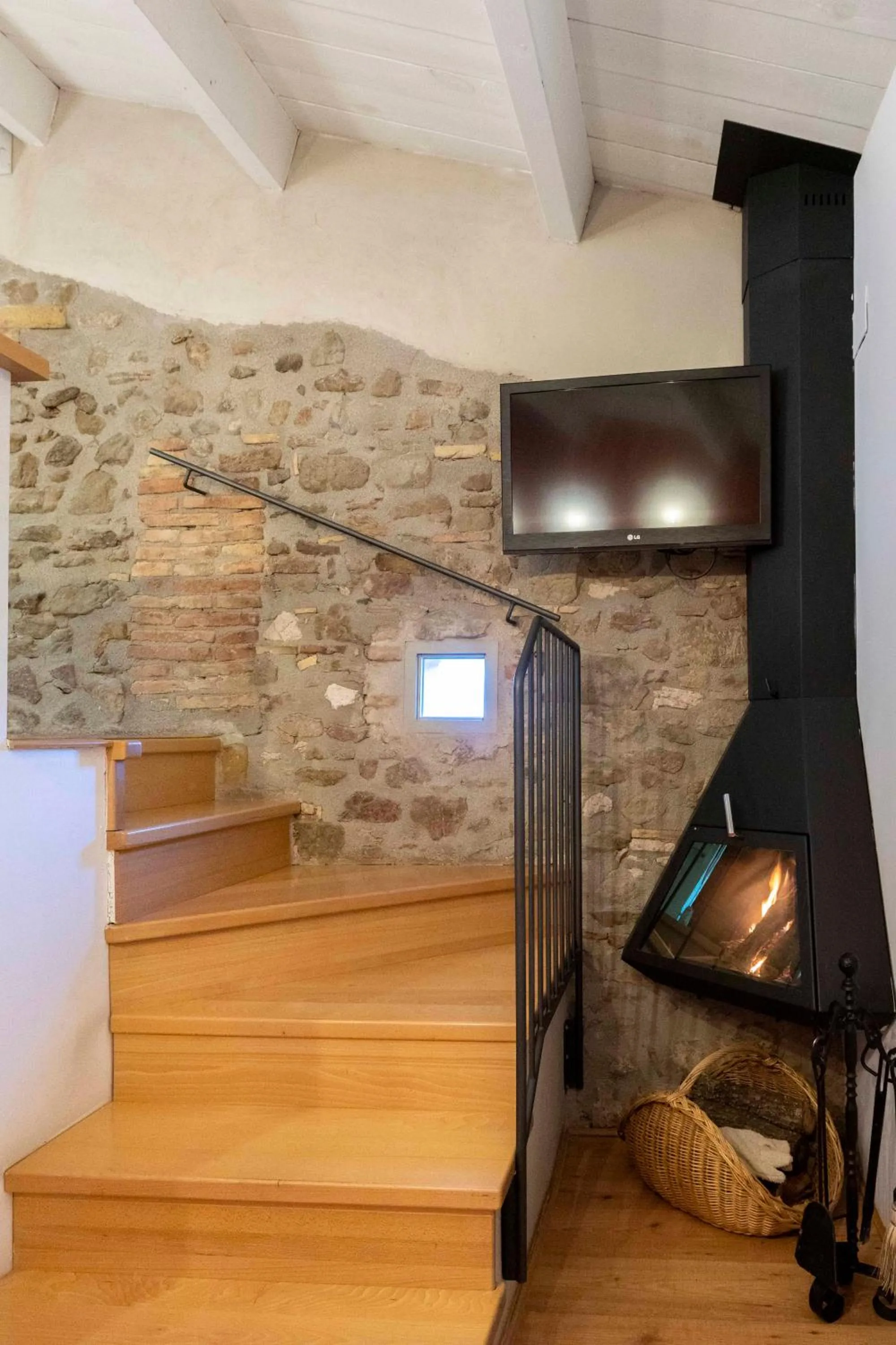 TV and multimedia in Hotel La Freixera