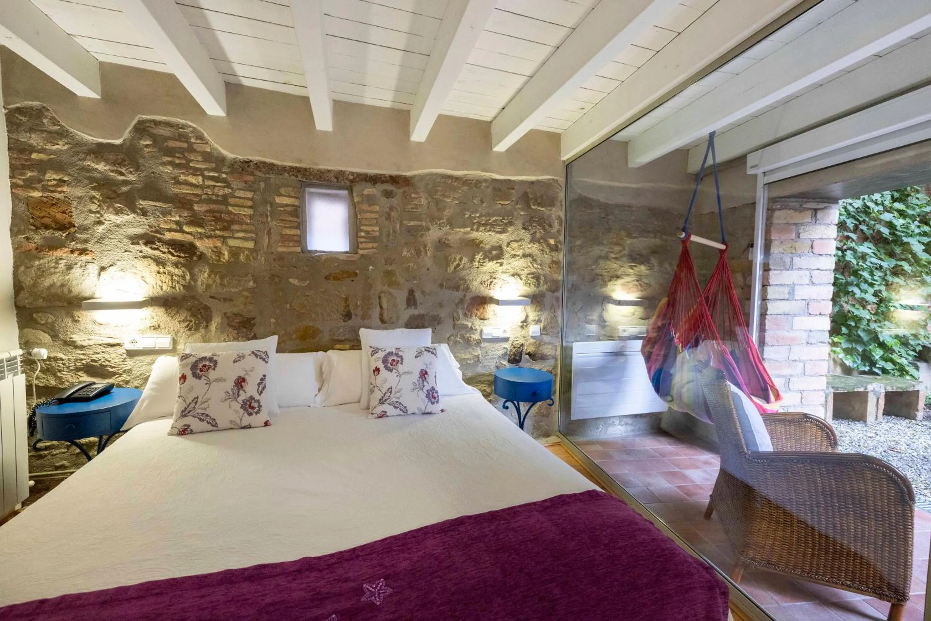 Photo of the whole room, Bed in Hotel La Freixera