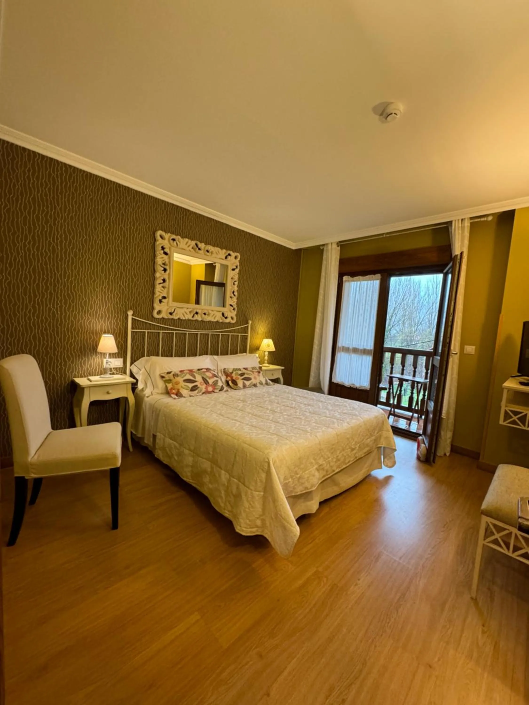 Bedroom, Bed in Posada El Corcal de Liébana