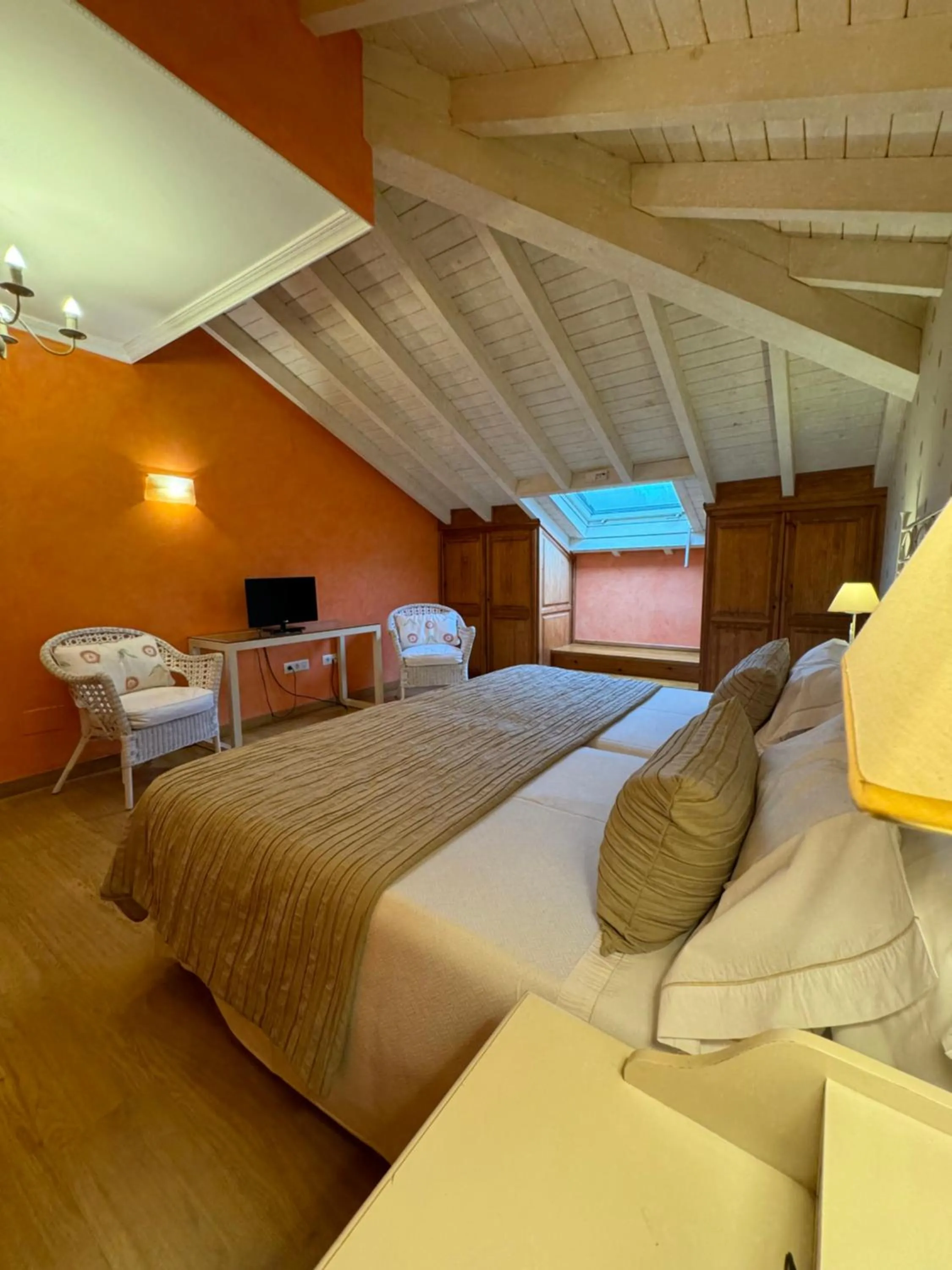 Photo of the whole room, Bed in Posada El Corcal de Liébana