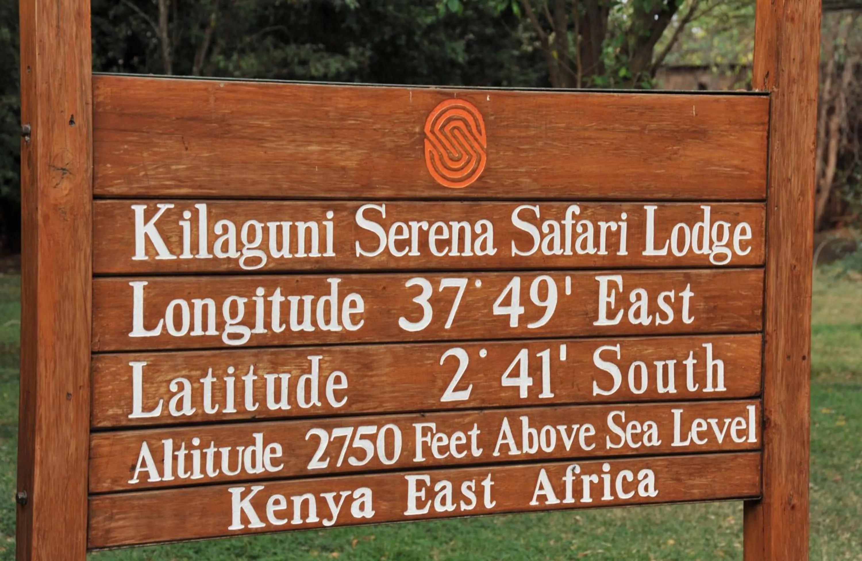 On site in Kilaguni Serena Safari Lodge