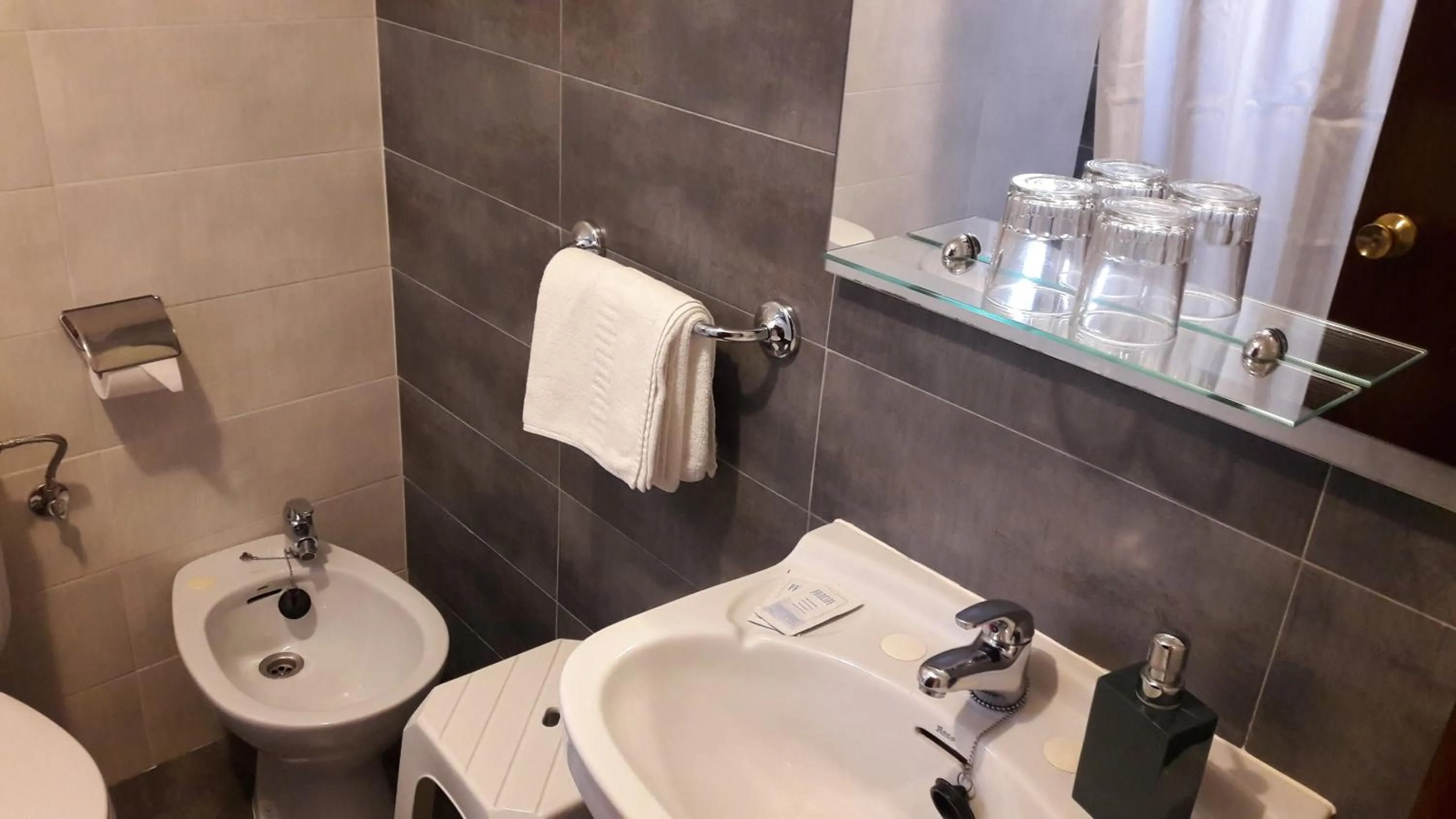 Bathroom in Hotel Torres Touriño