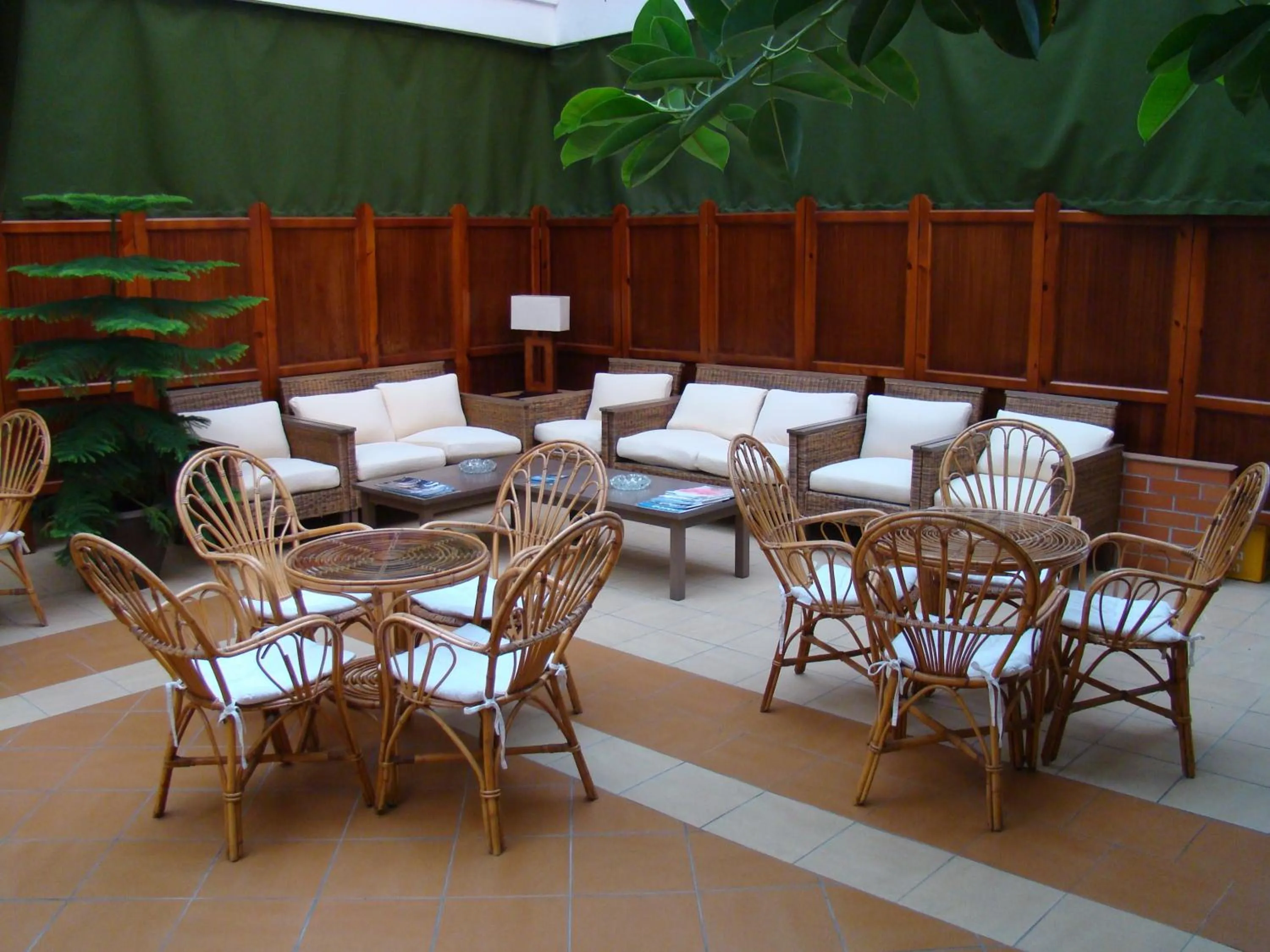 Lounge or bar in Hotel Torres Touriño