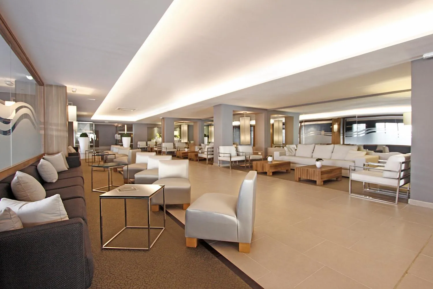 Communal lounge/ TV room in BG Caballero