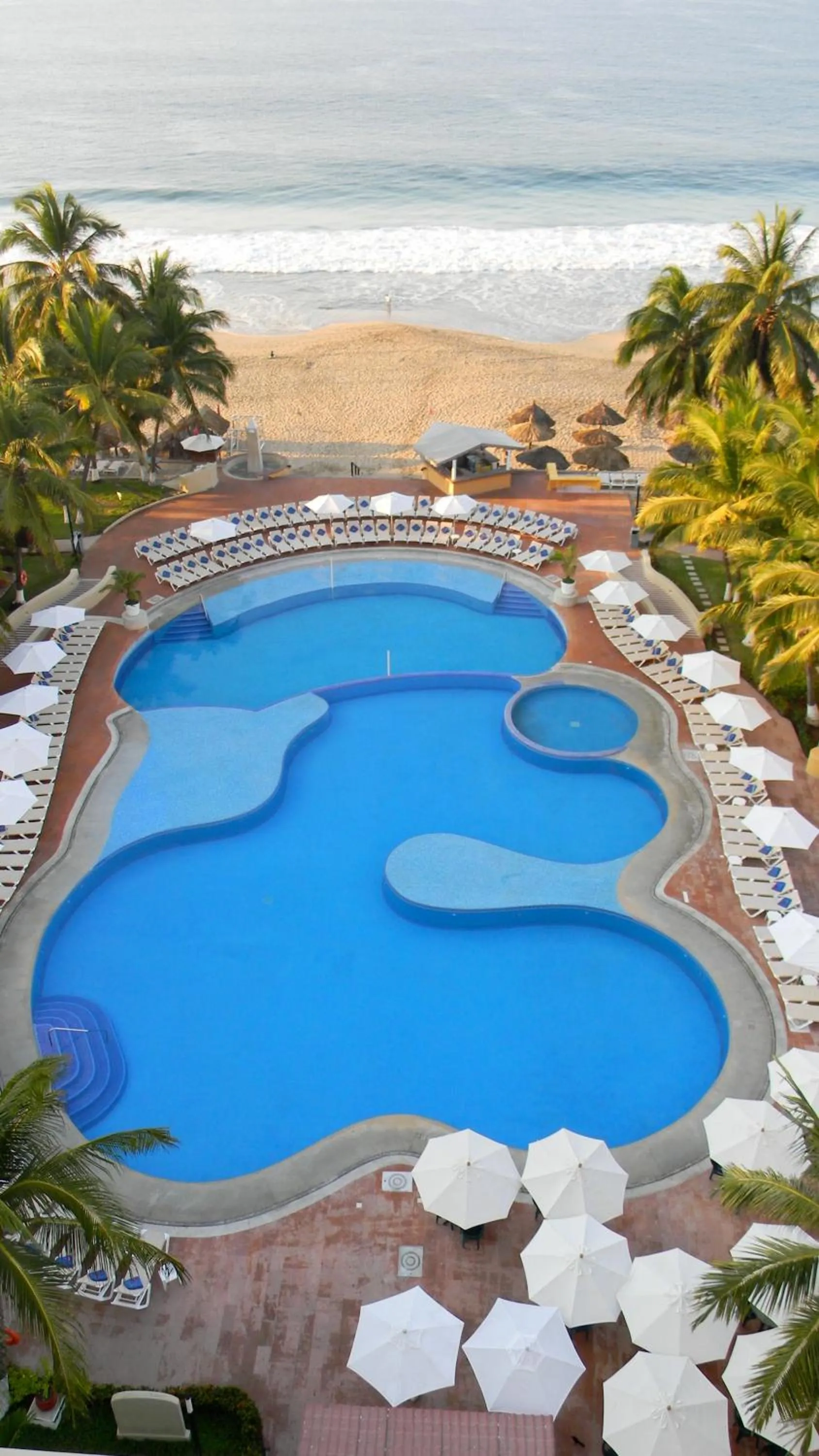 Beach in ENNA INN IXTAPA HABITACIóN VISTA AL MAR