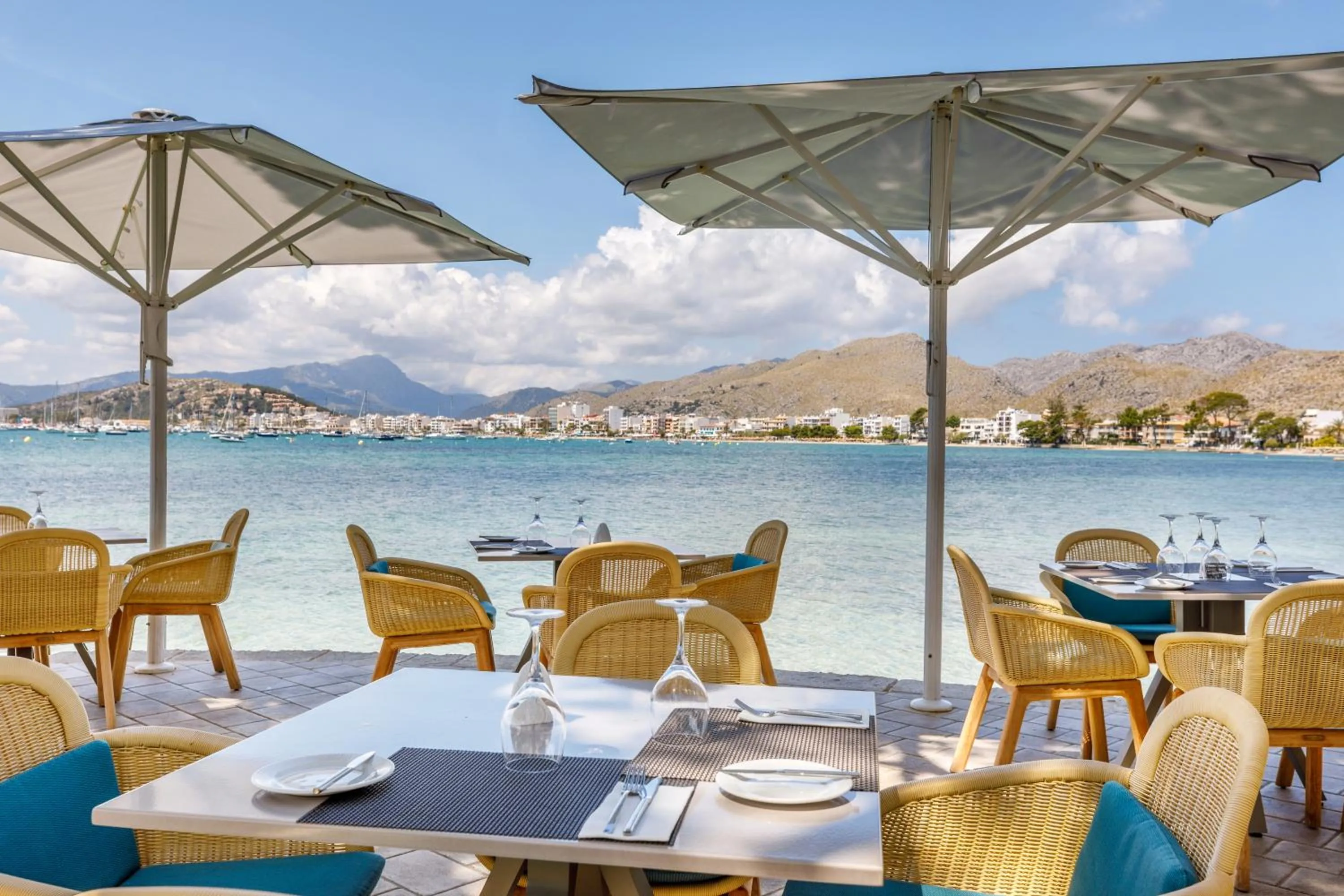 Restaurant/places to eat in Hotel Illa d'Or & Club Apts 4* Sup