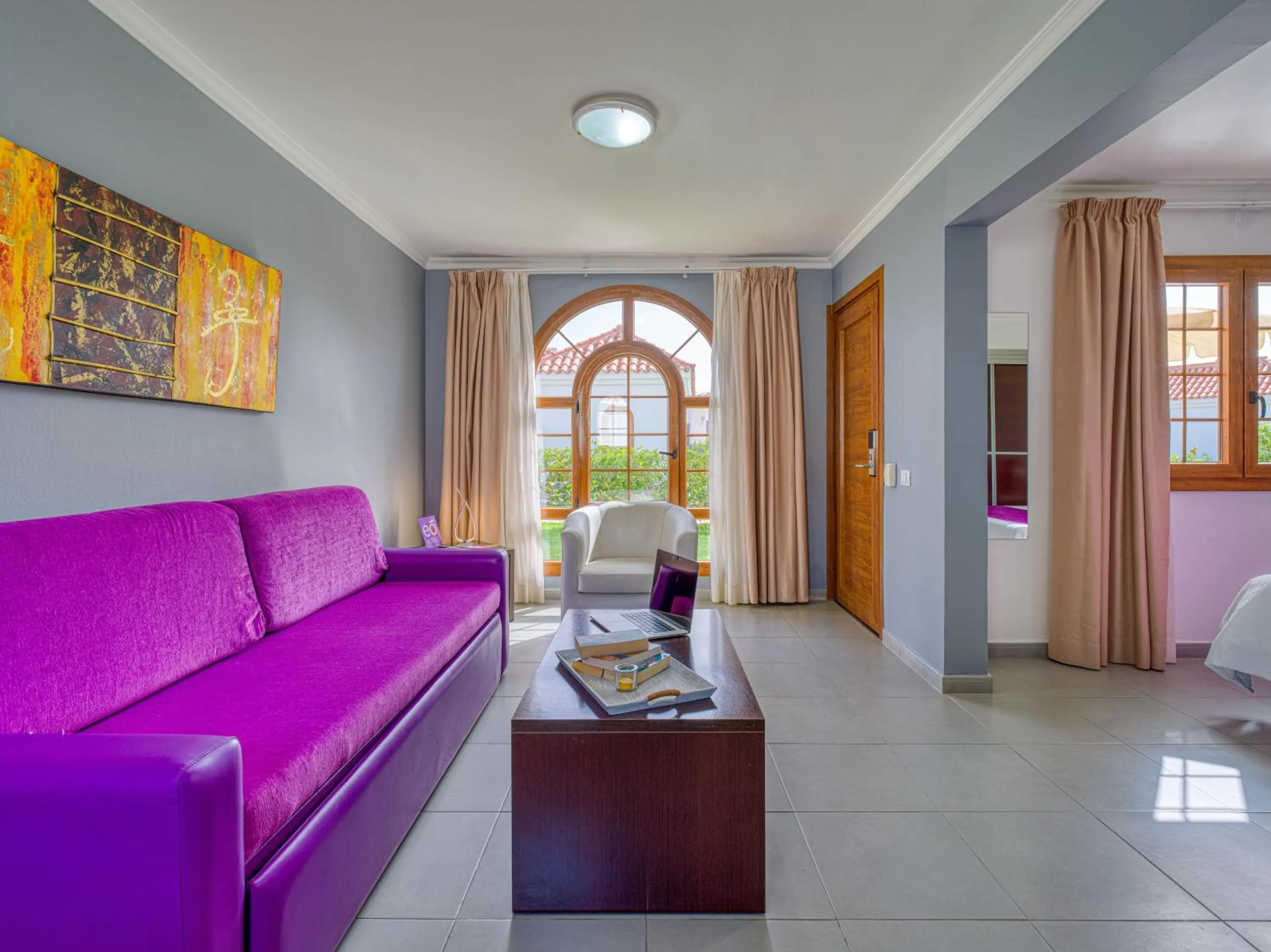 Photo of the whole room, Bed in eó Suite Hotel Jardin Dorado