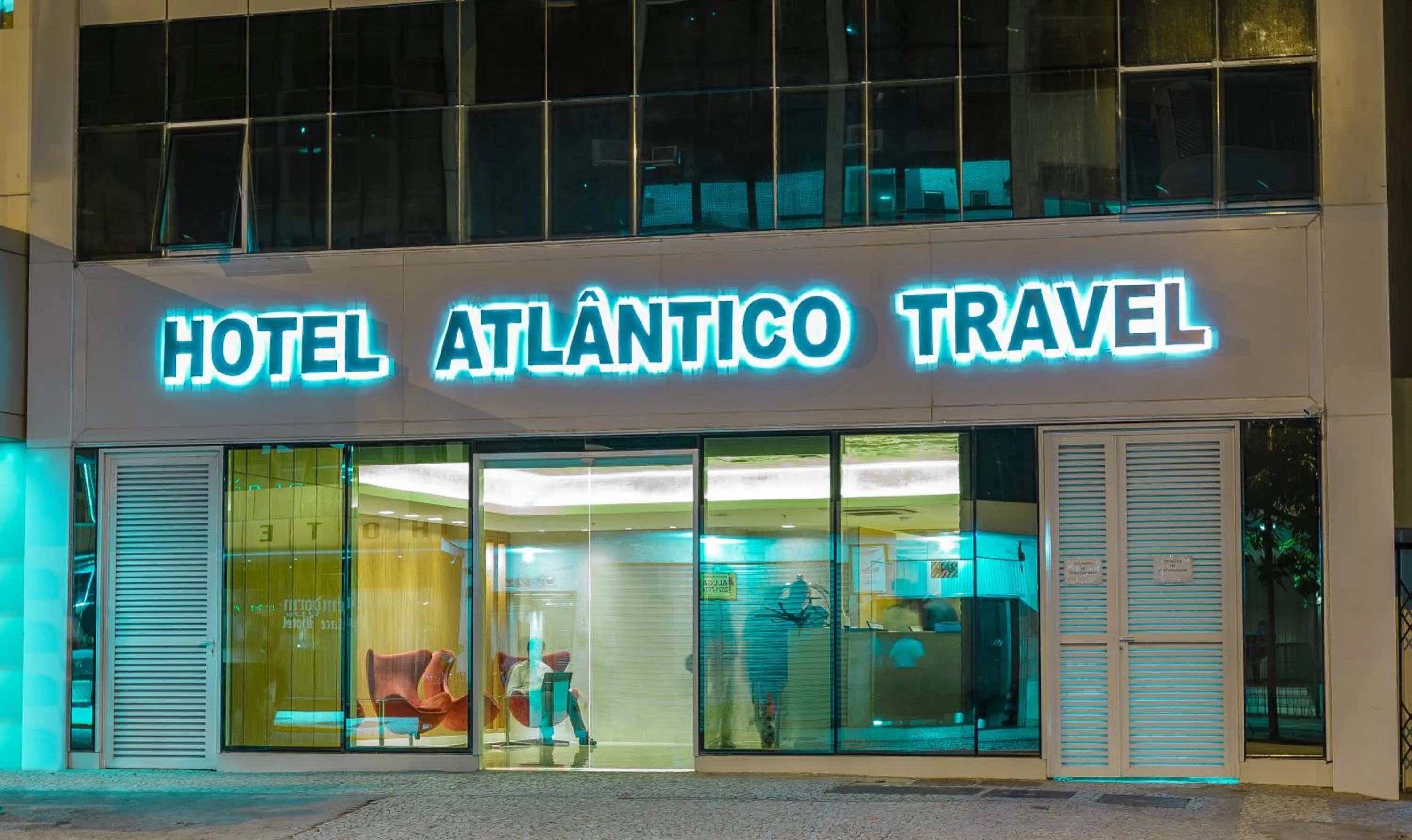 Facade/entrance in Hotel Atlântico Travel Copacabana