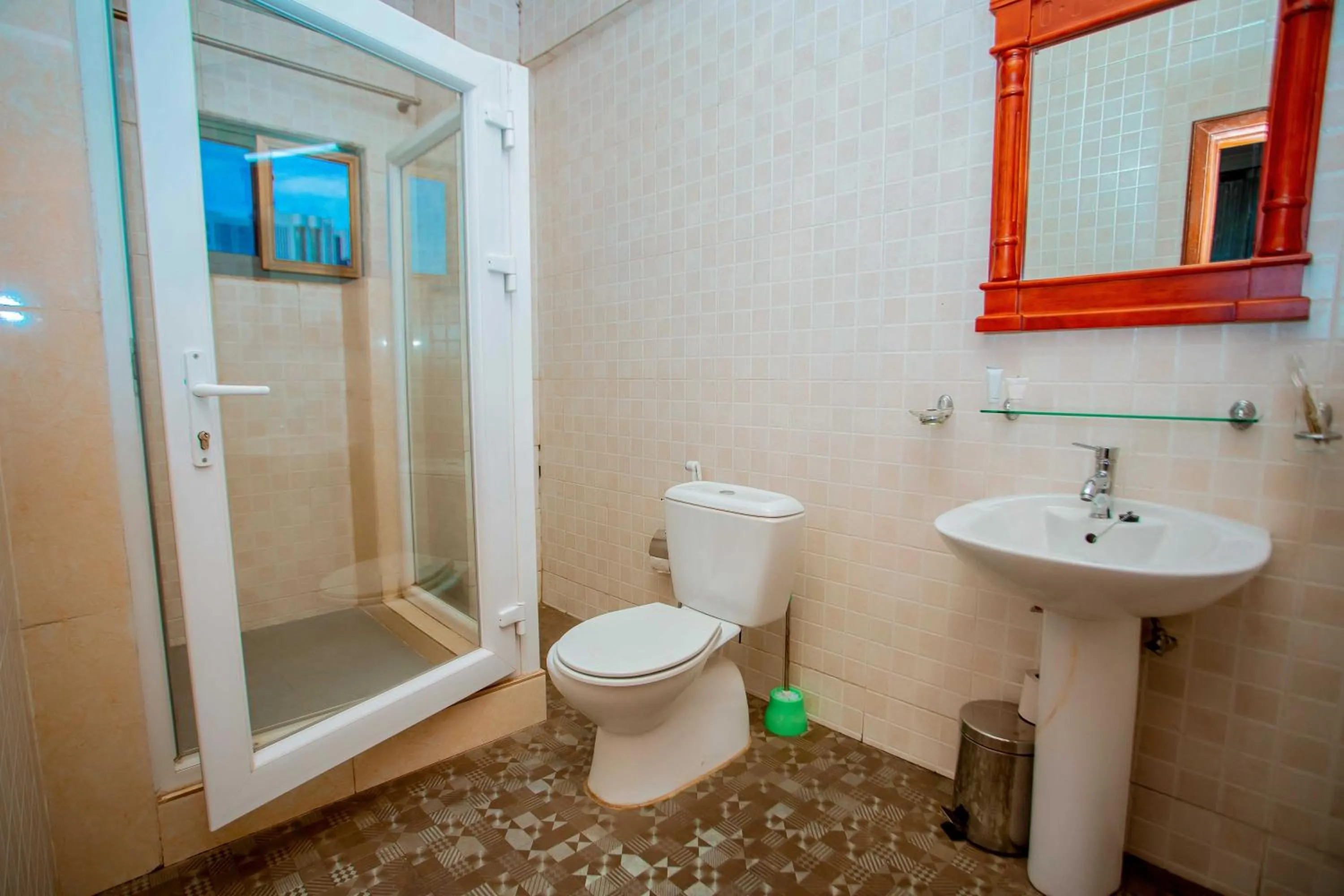 Bathroom in La Posh Hotel