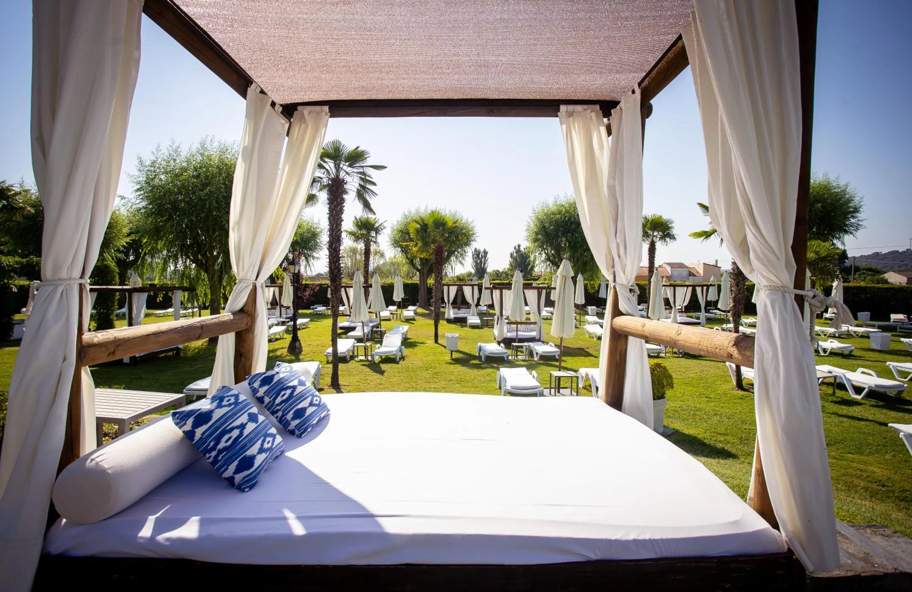 Natural landscape in Hotel Conde Rodrigo II by eme hoteles