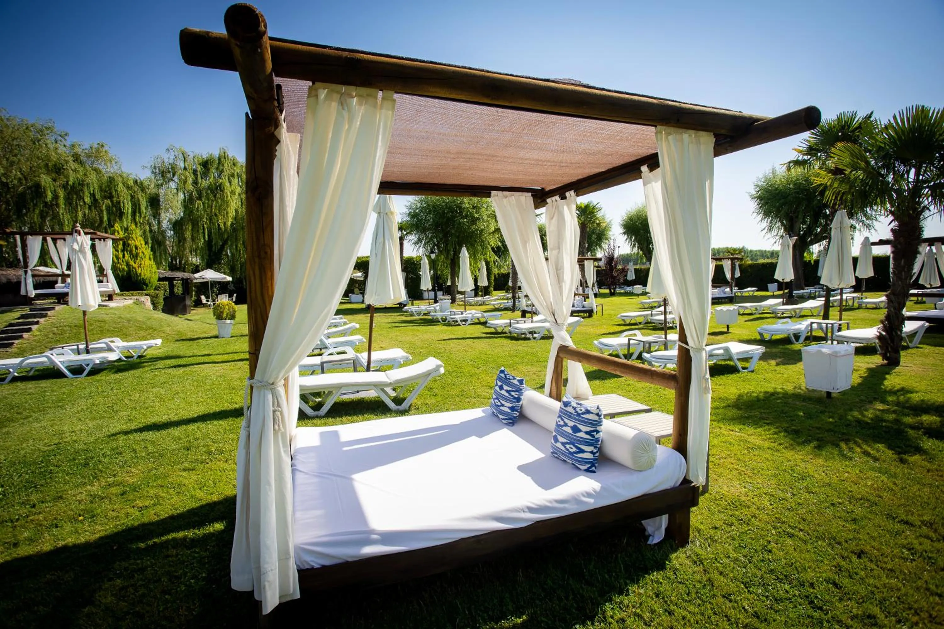 Natural landscape in Hotel Conde Rodrigo II by eme hoteles