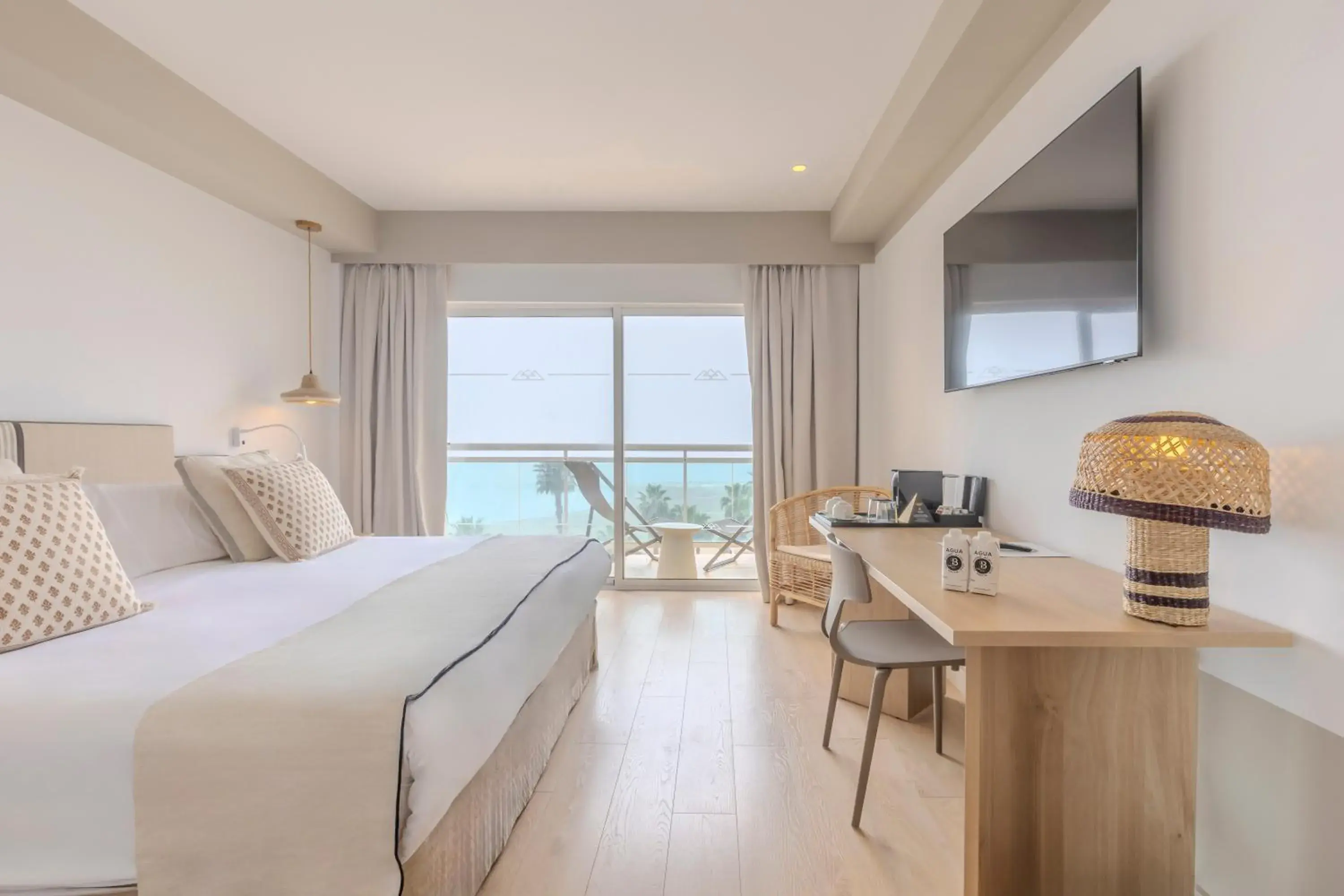 Superior Double or Twin Room with Sea View in Soho Boutique Las Vegas Superior Double or Twin Room with Sea View in Soho Boutique Las Vegas