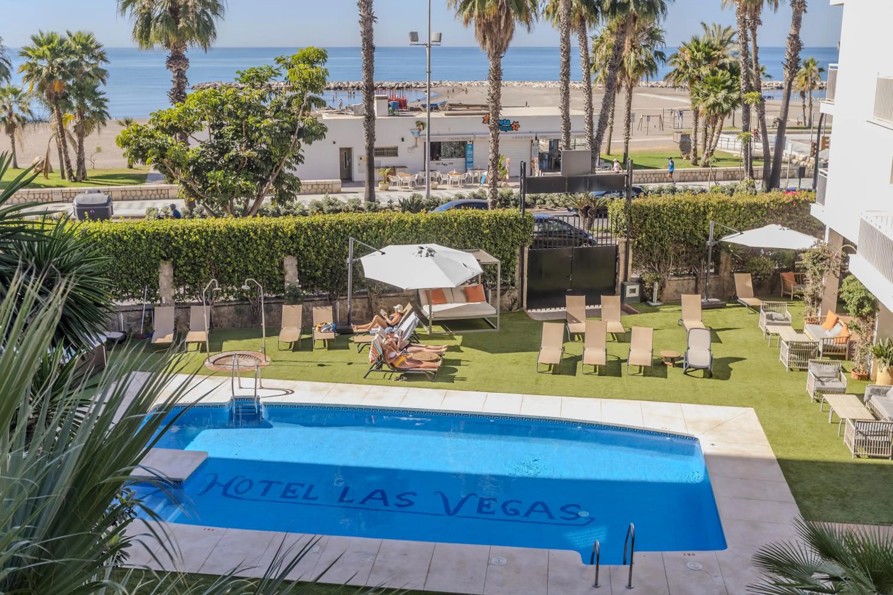 Swimming pool in Soho Boutique Las Vegas