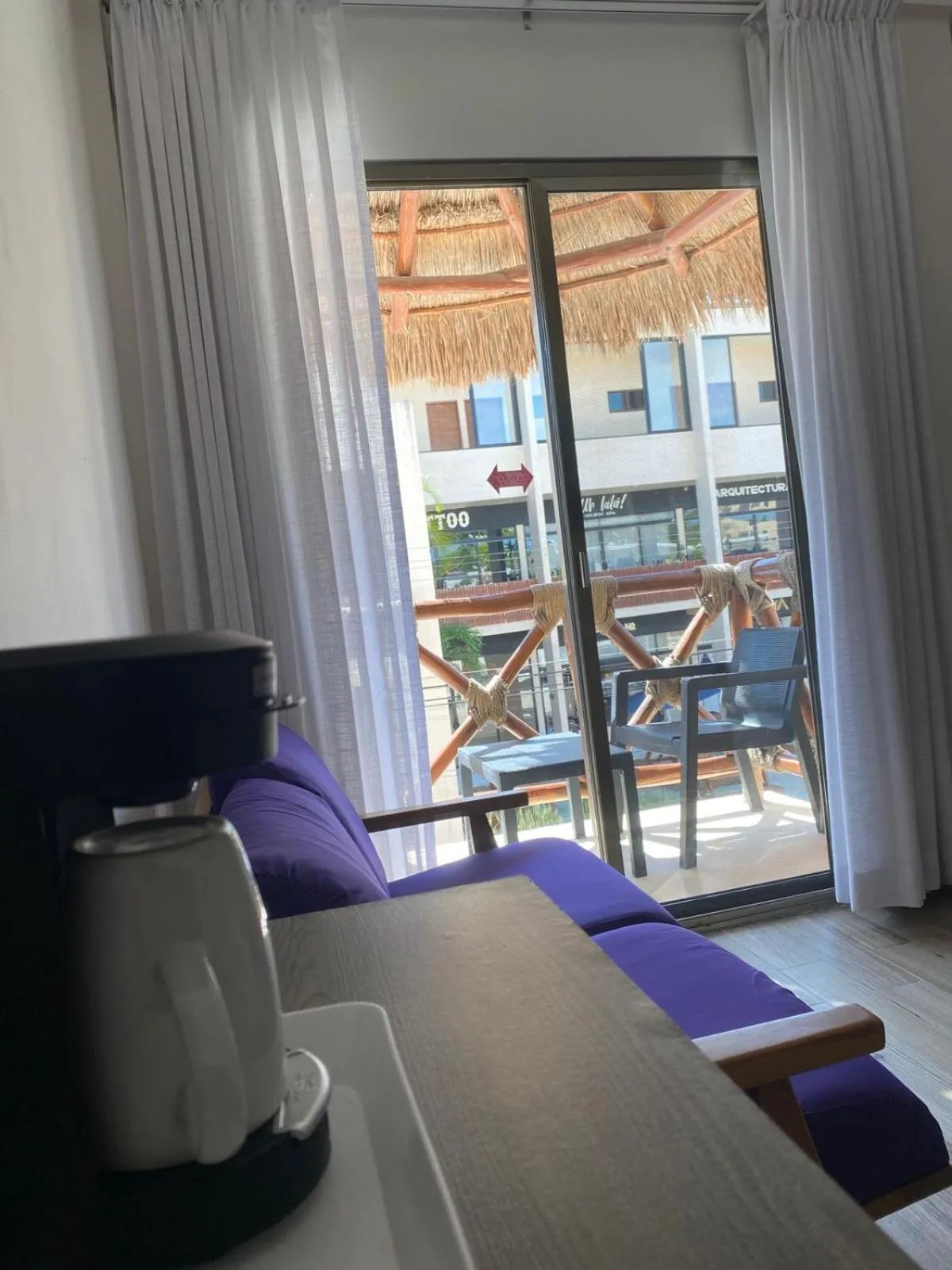 Coffee/tea facilities, Bed in Hotel Pelecanus Suites Holbox