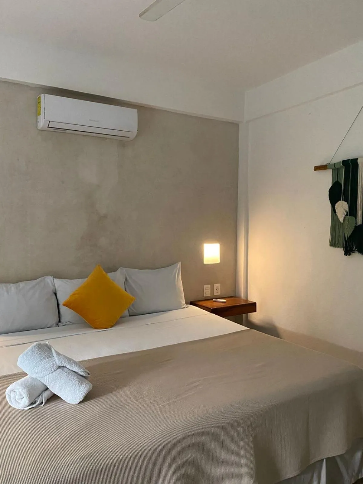 Bed in Hotel Pelecanus Suites Holbox