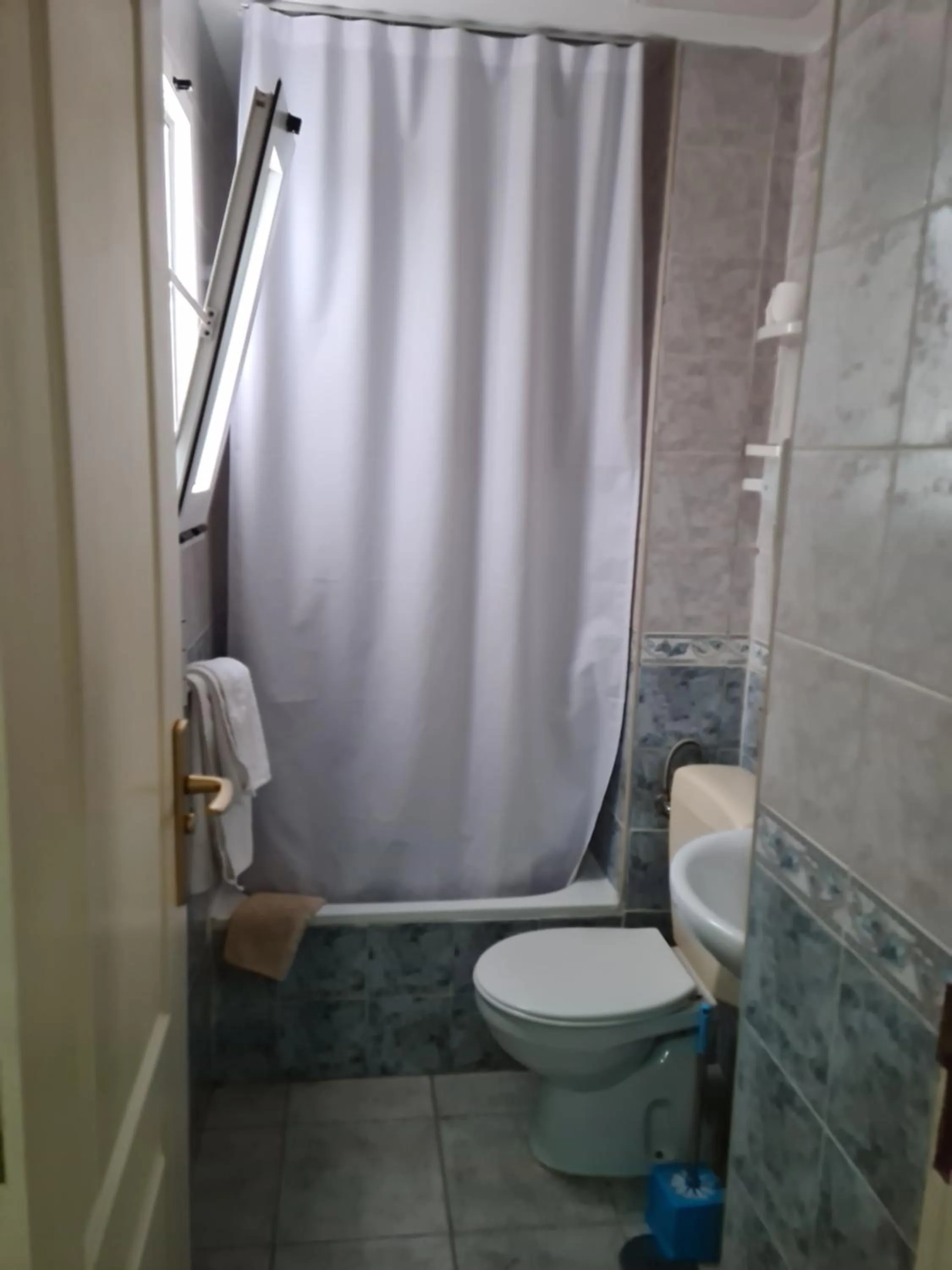 Bathroom in Apartamentos Catalina Park