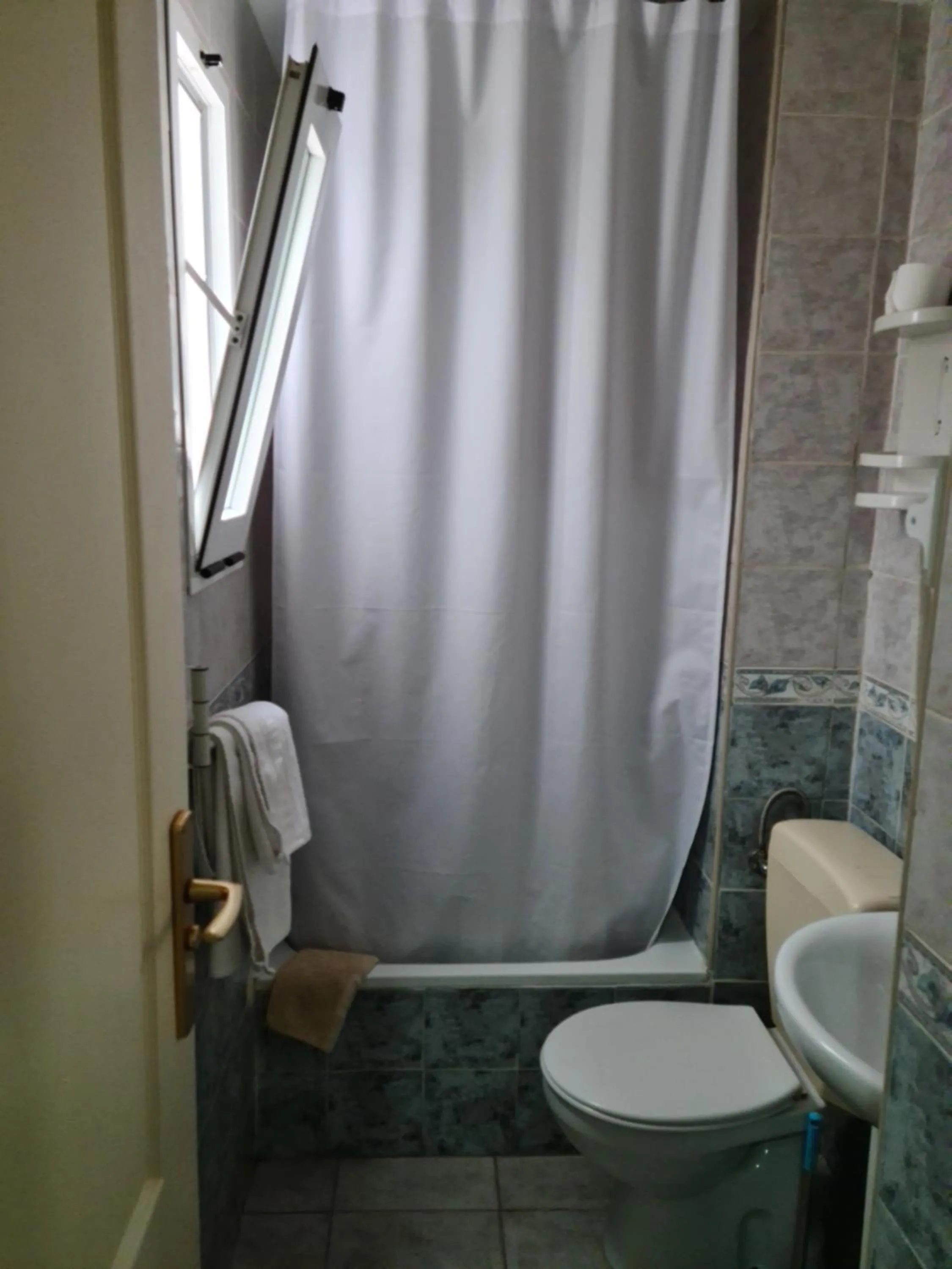 Bathroom in Apartamentos Catalina Park