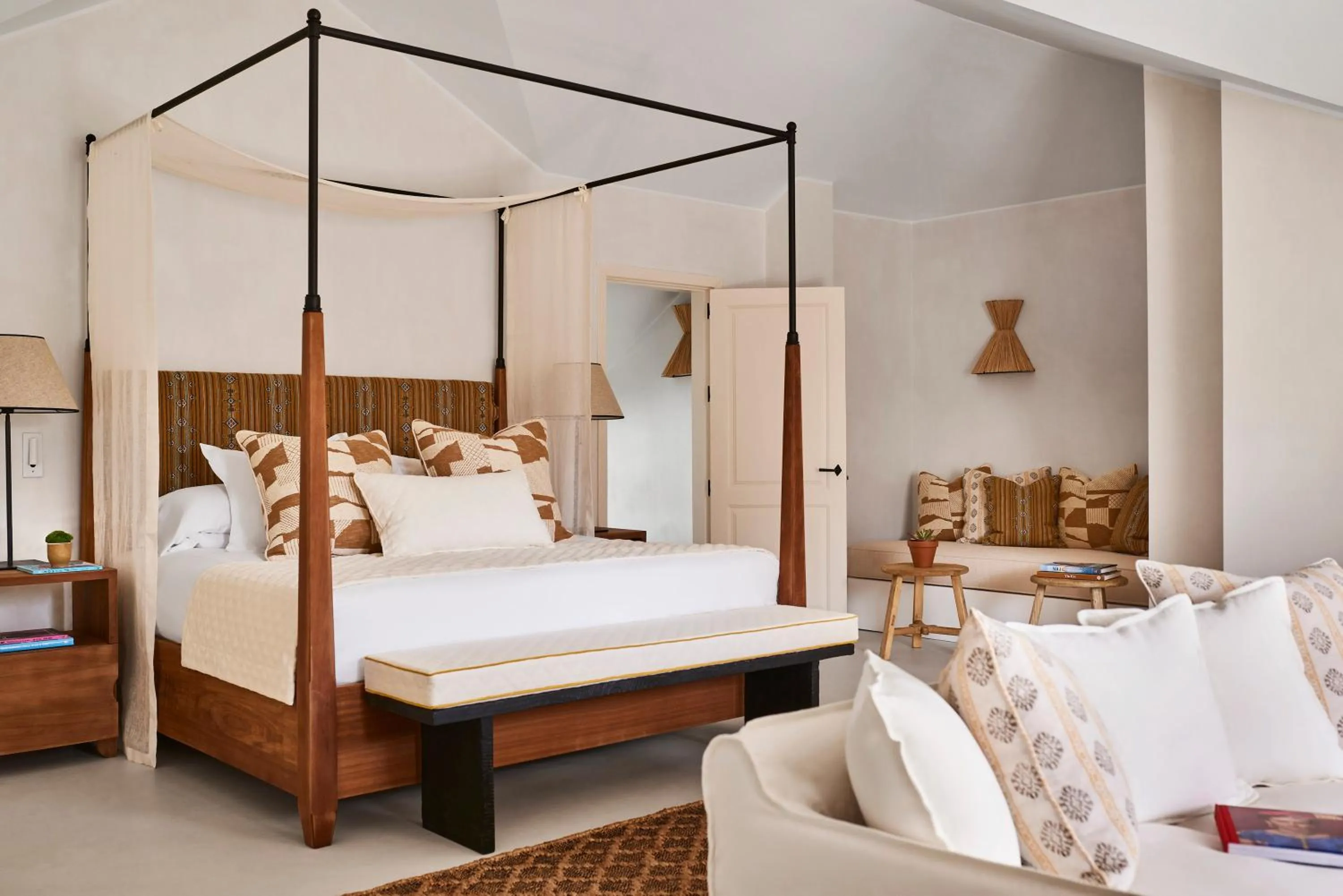 Bed in Marbella Club Hotel · Golf Resort & Spa