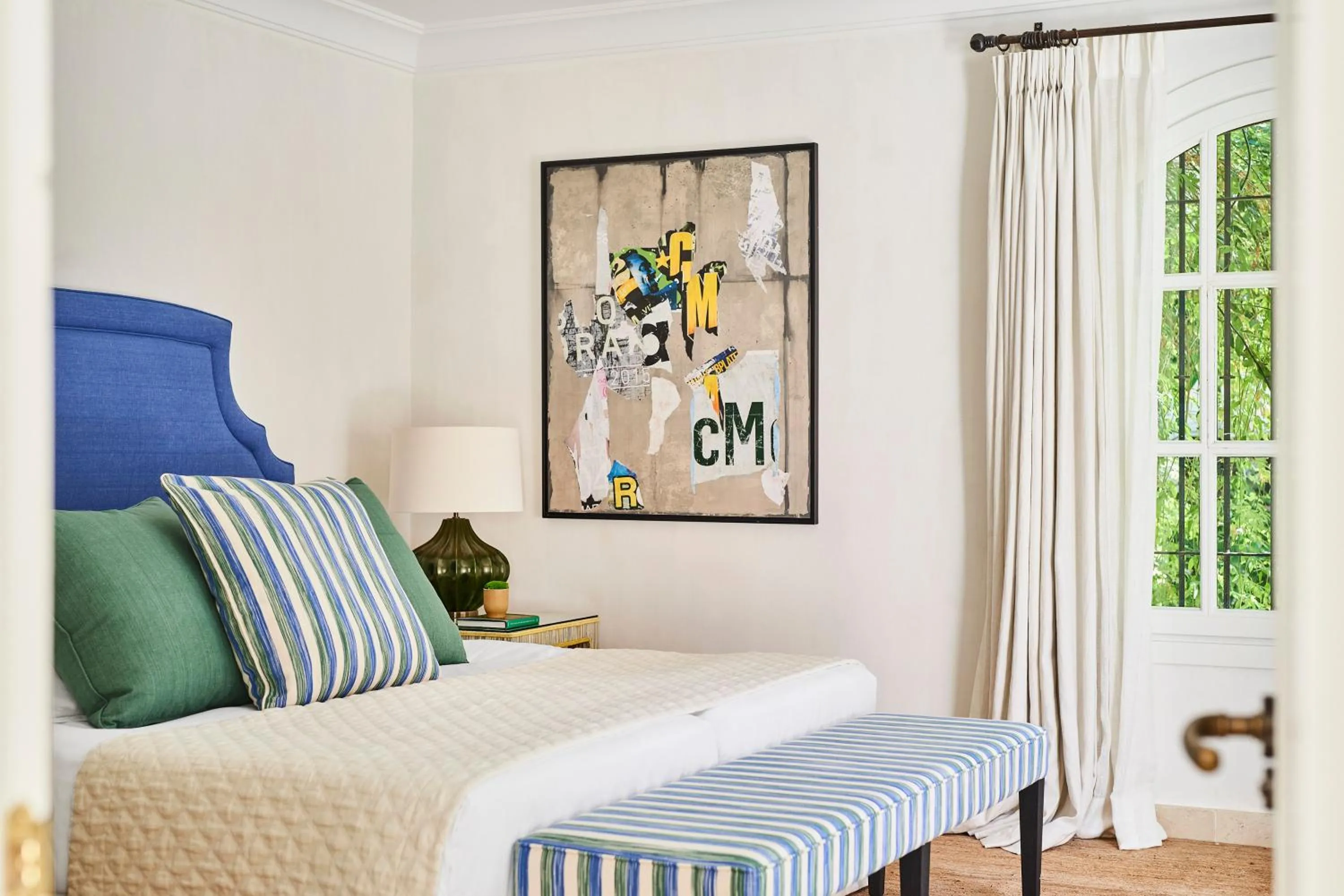 Bed in Marbella Club Hotel · Golf Resort & Spa