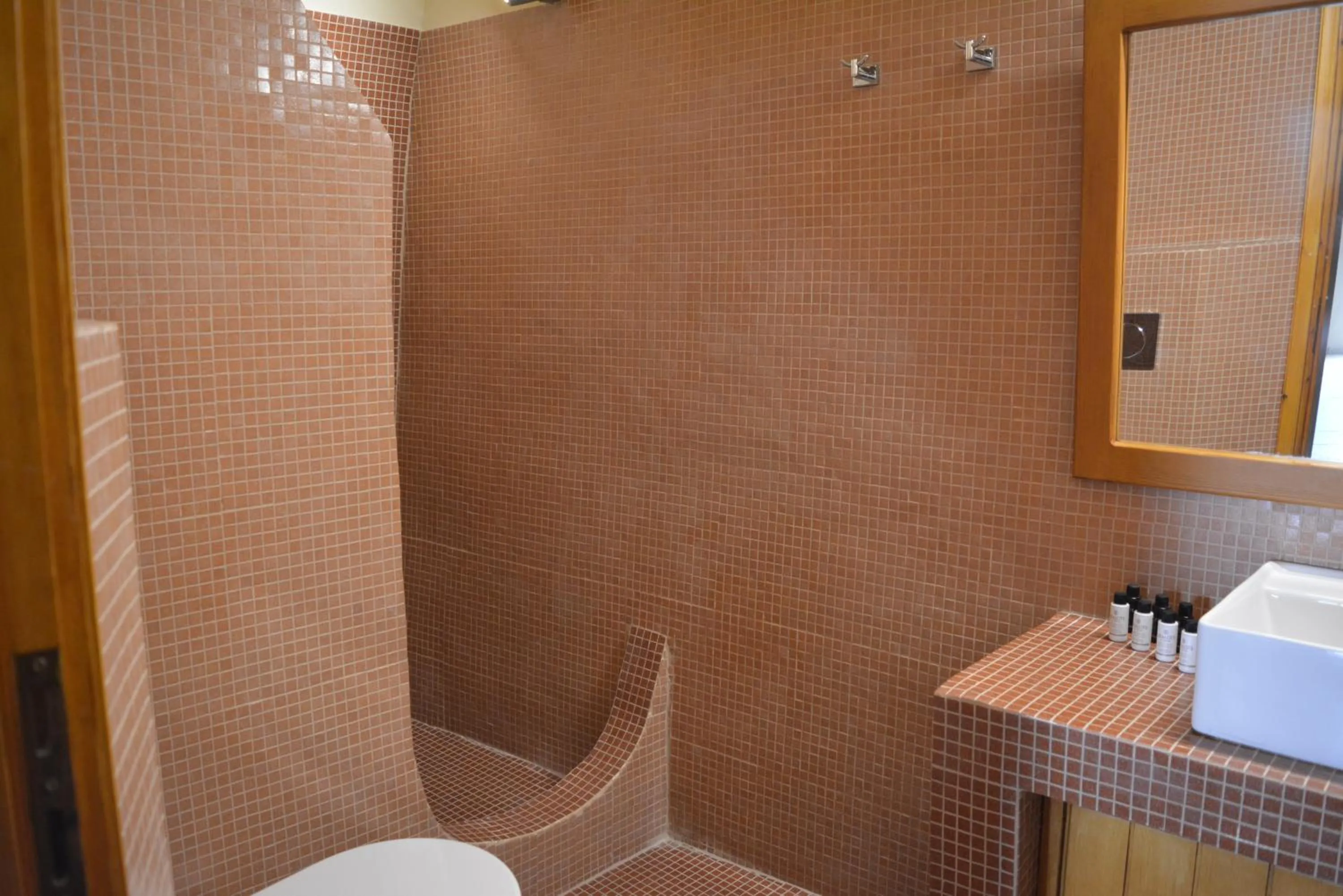 Bathroom in Anemomilos Suites