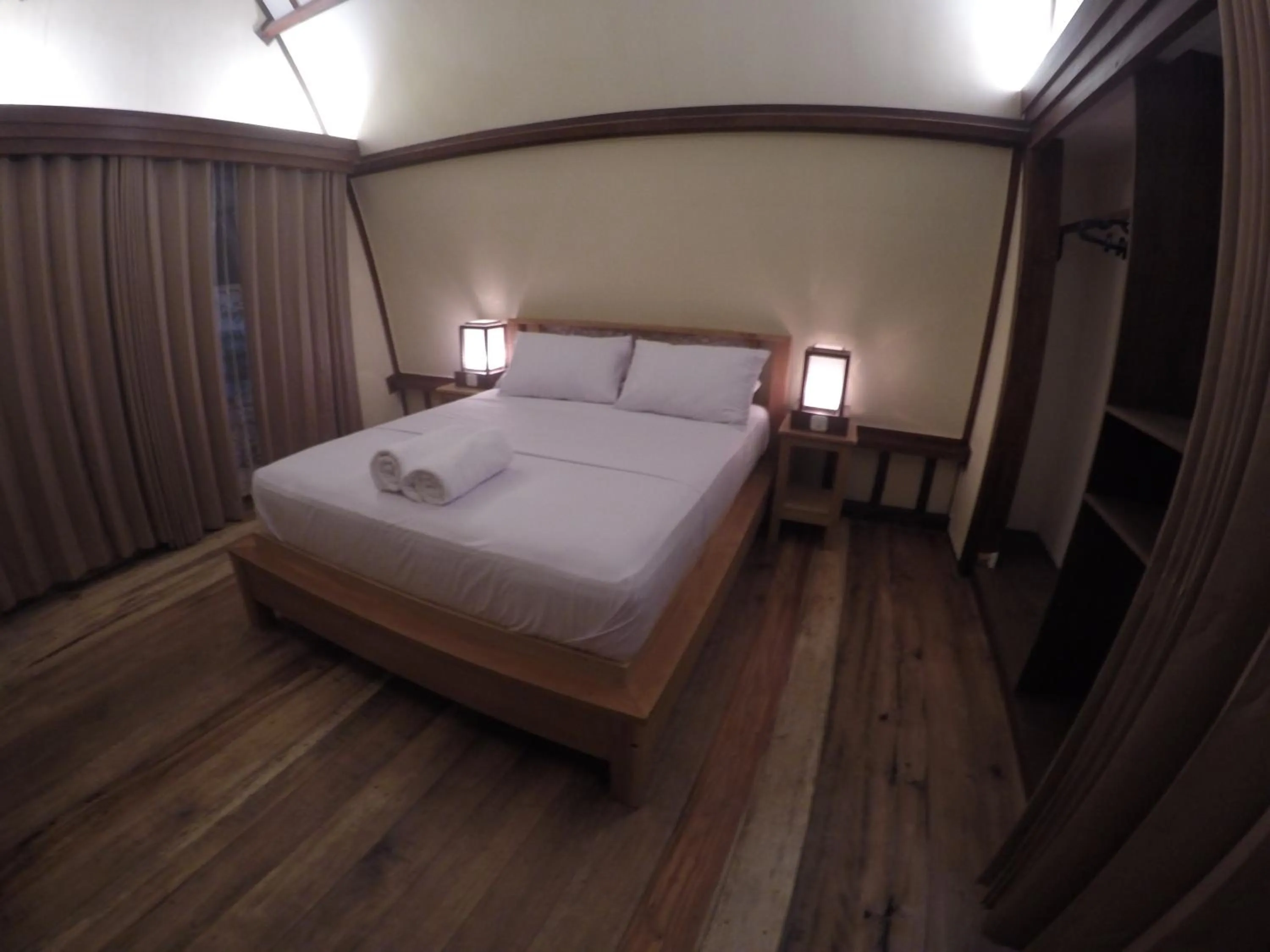 Other, Bed in Island Beach Bungalow