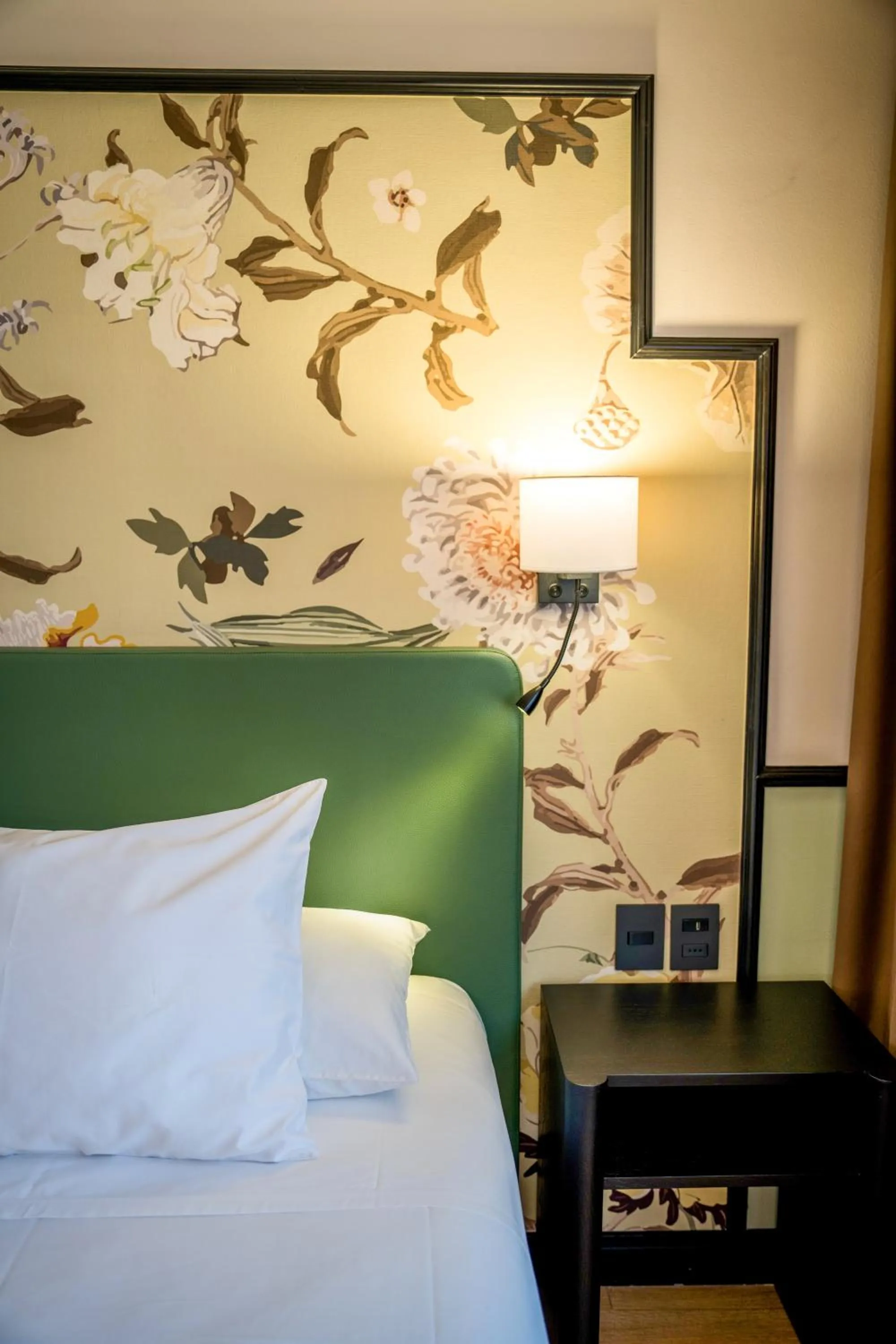 Bed in Hotel Director Vitacura