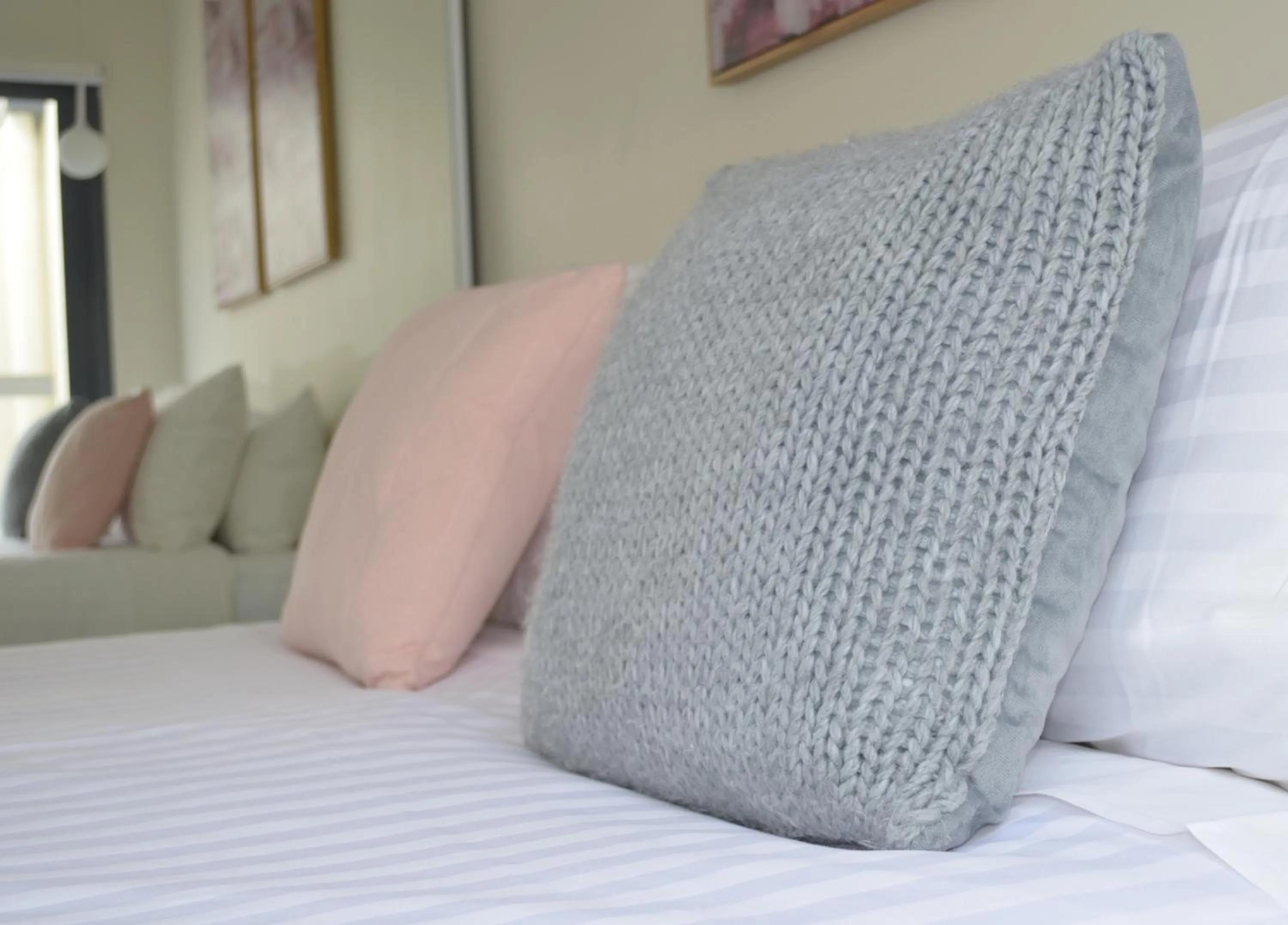 Decorative detail, Bed in Kangaroo Bay Apartments