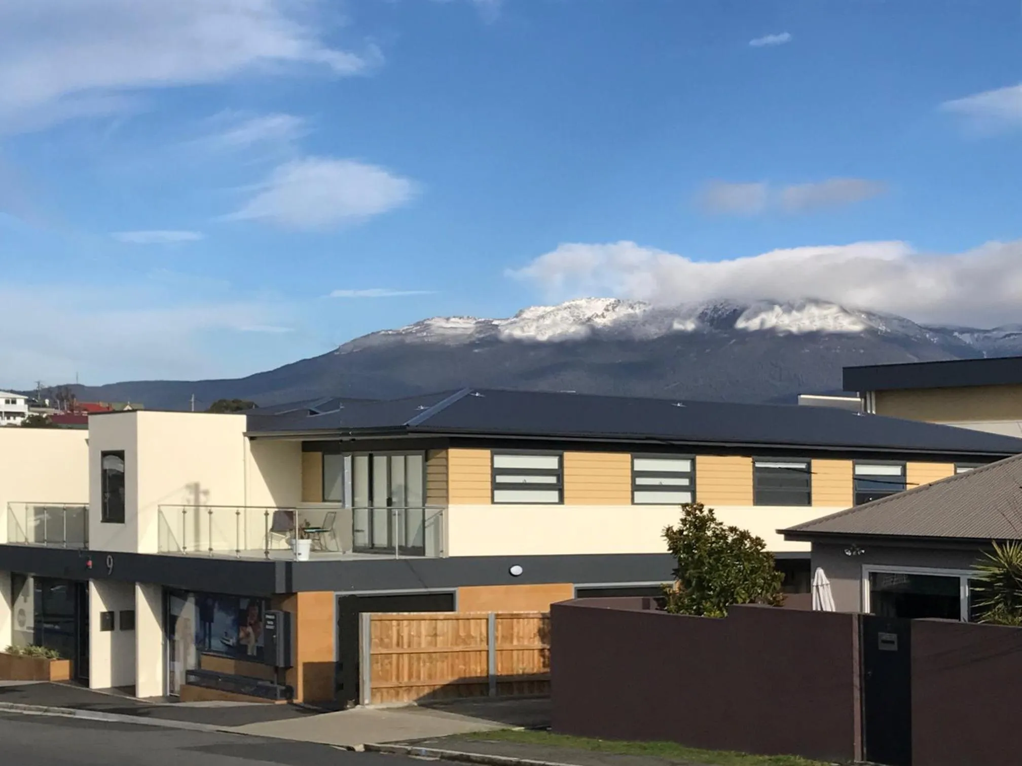 Facade/entrance in Kangaroo Bay Apartments