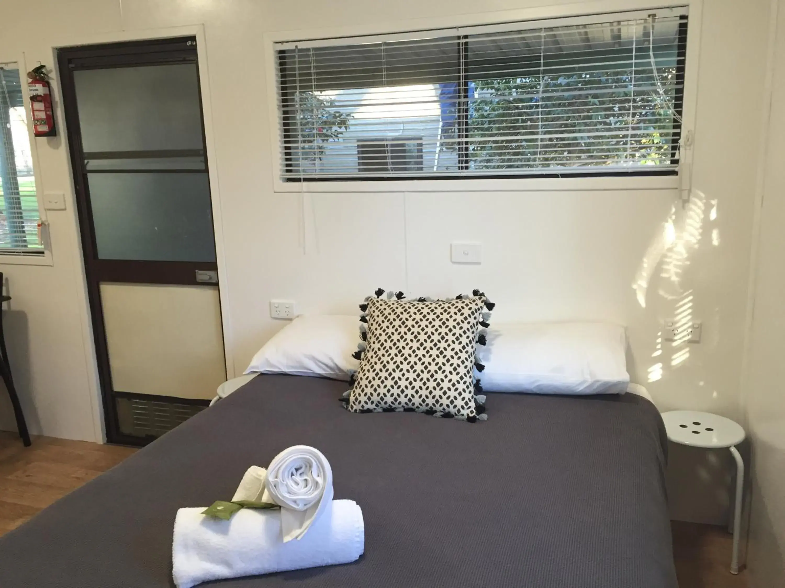 Chalet Ensuite in Colac Colac Caravan Park Chalet Ensuite in Colac Colac Caravan Park