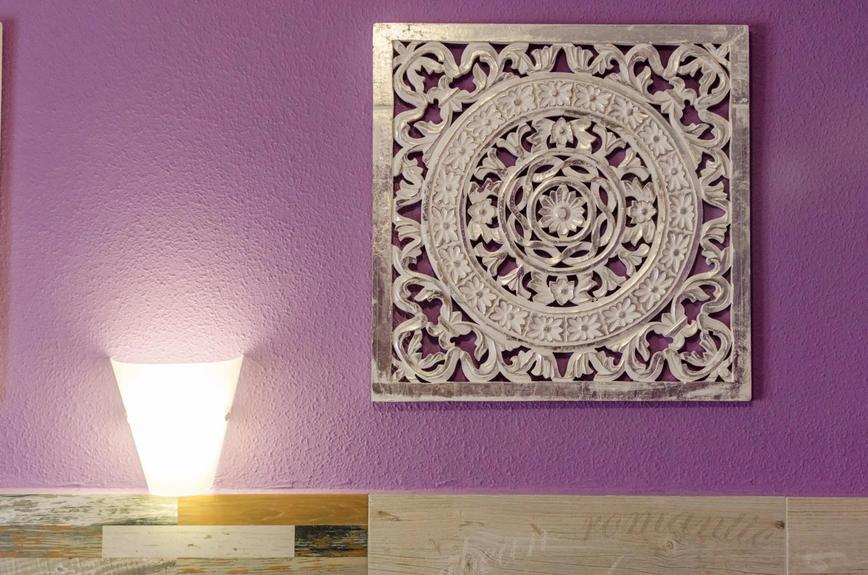 Decorative detail in Las Abadías