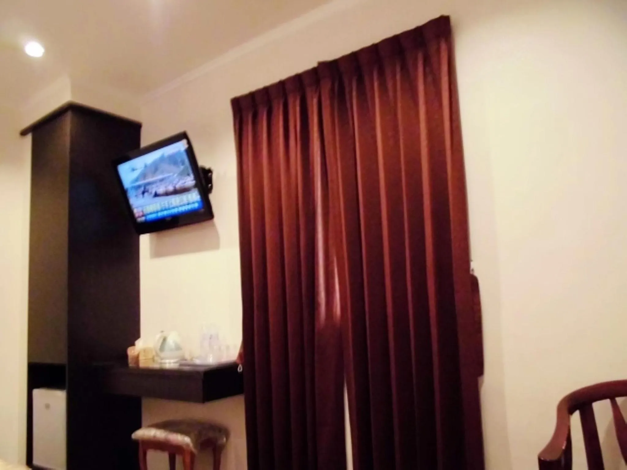 TV and multimedia in Baseball Hotel