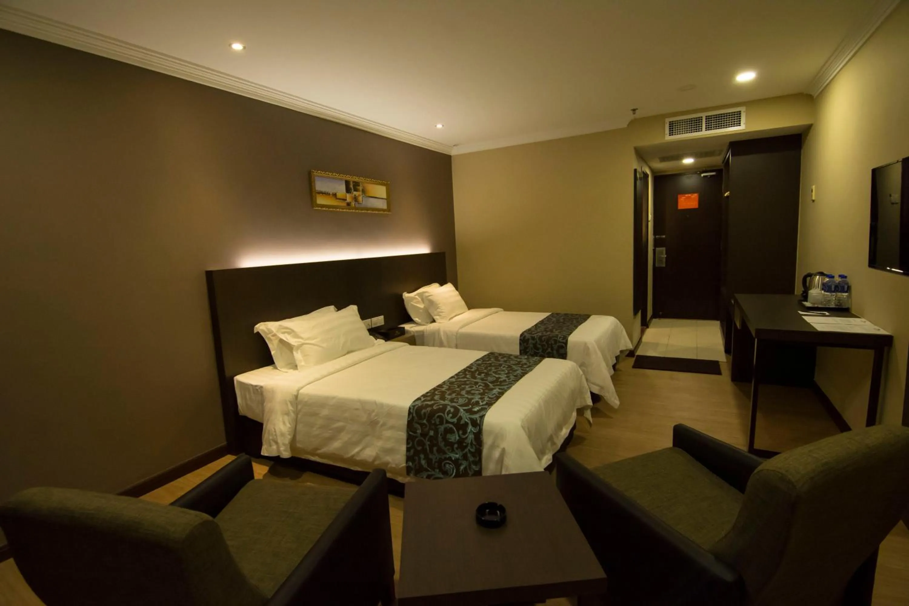 Photo of the whole room, Bed in Hotel Anika Kluang