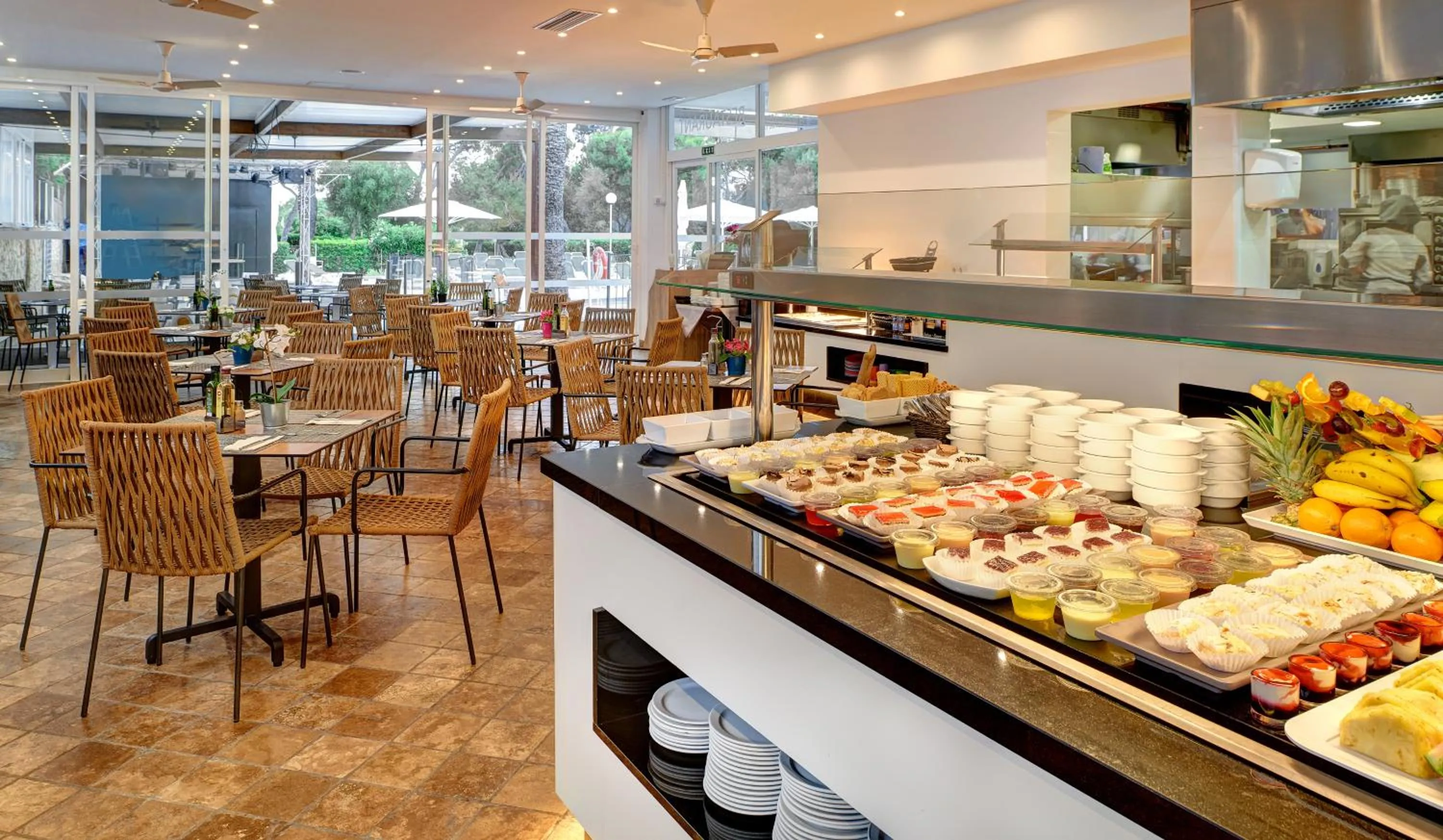 Buffet breakfast in Hotel Cala d'Or Playa