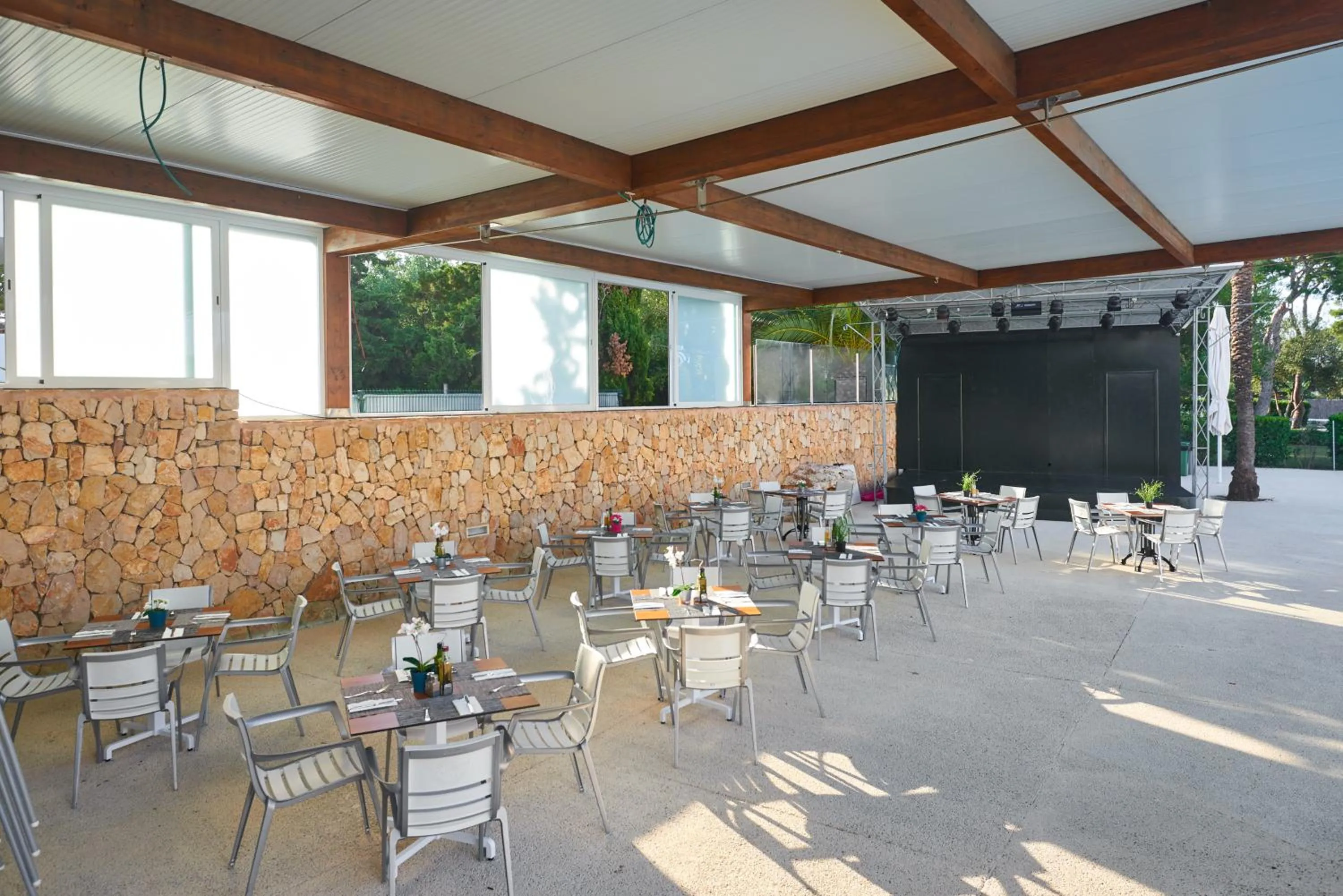 Restaurant/places to eat in Hotel Cala d'Or Playa