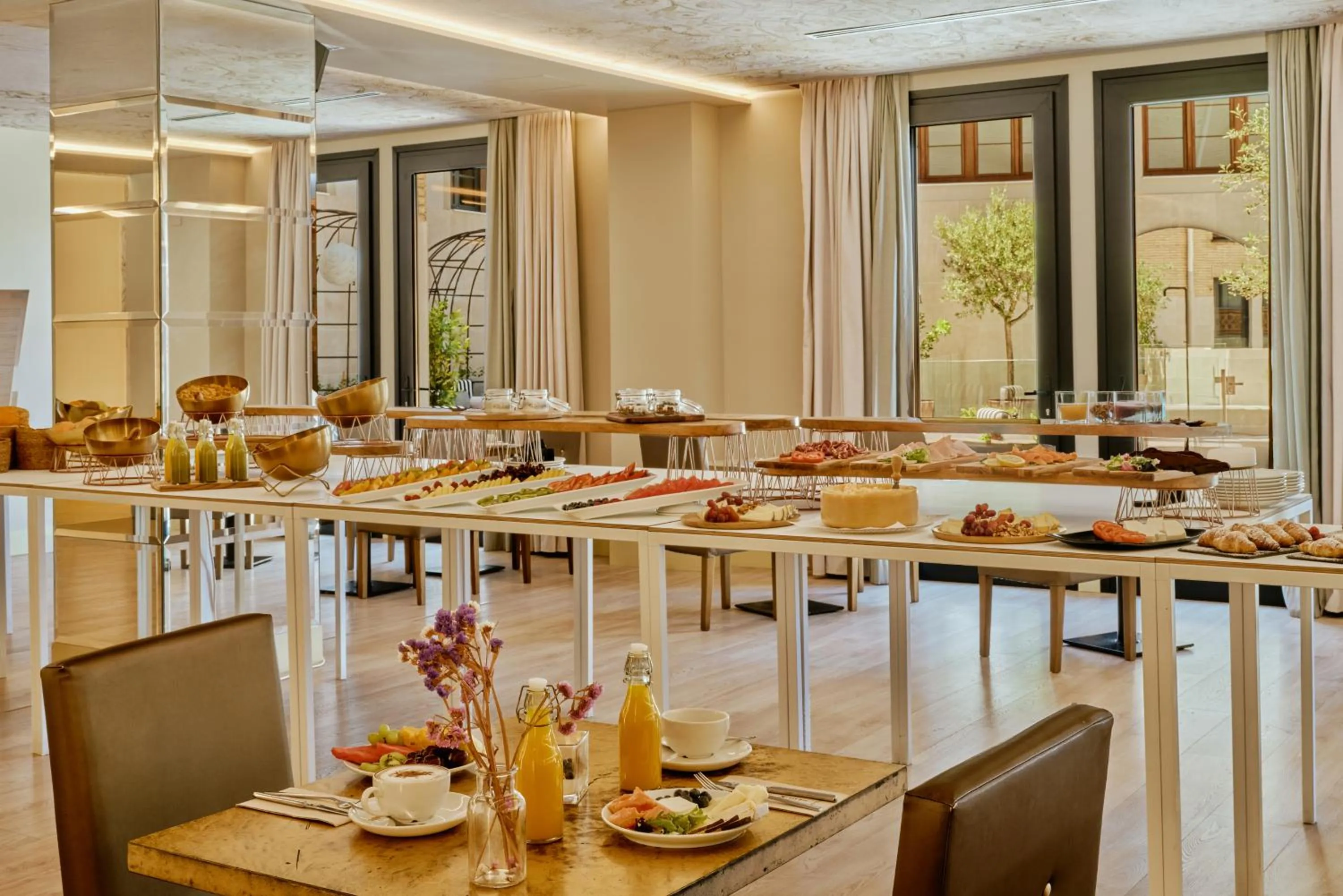 Breakfast in Pamplona Catedral Hotel