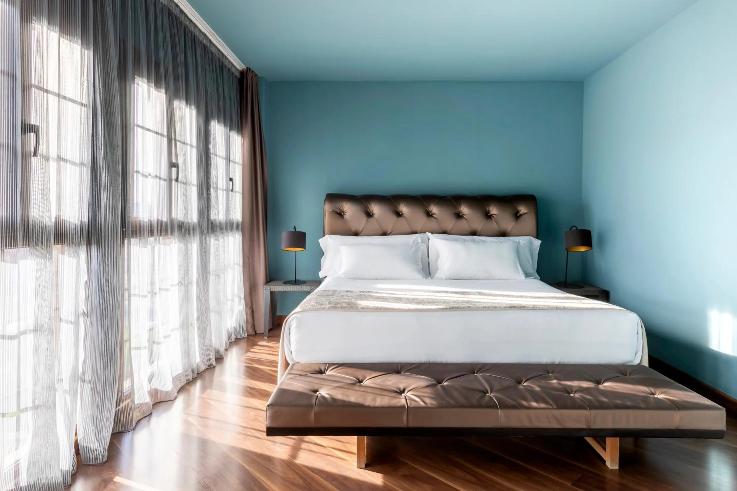 Bed in Pamplona Catedral Hotel