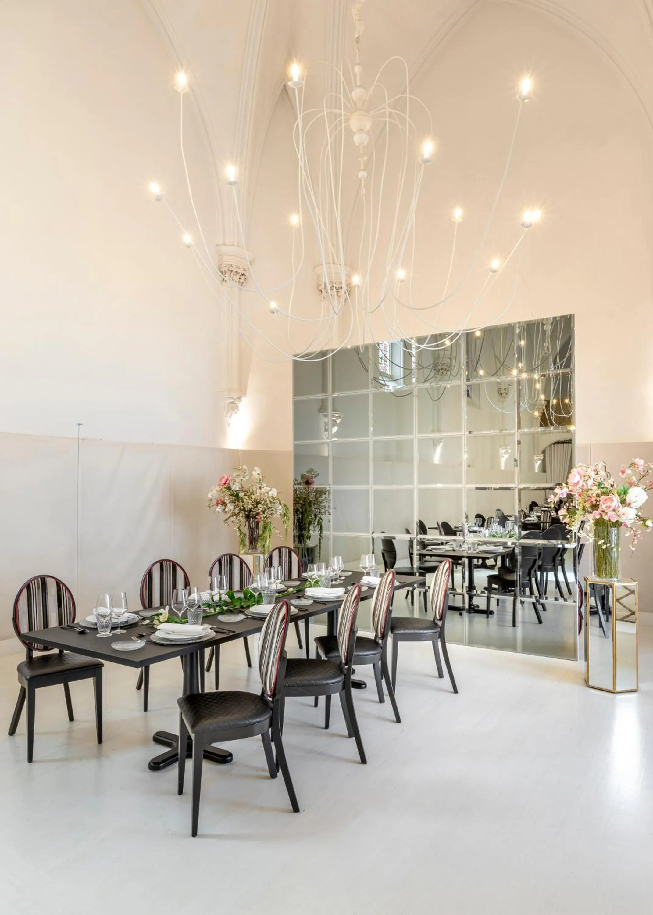 Restaurant/places to eat in Pamplona Catedral Hotel