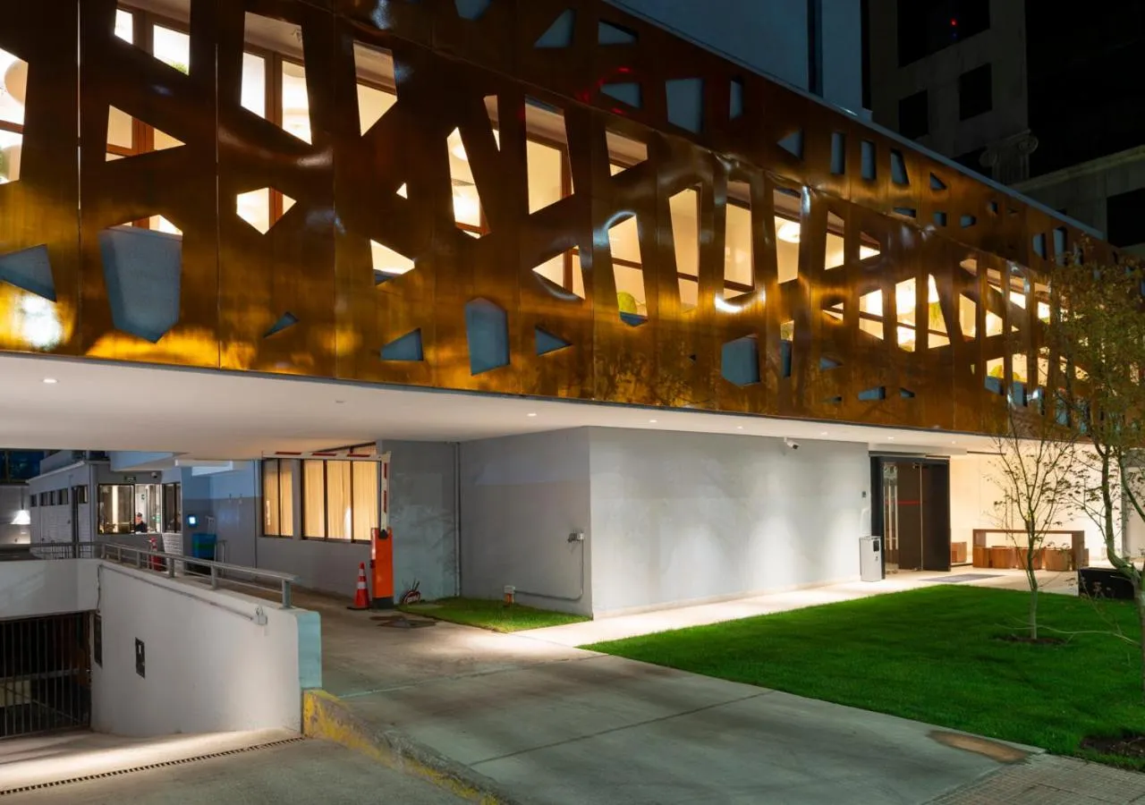 Facade/entrance in 45 by Director