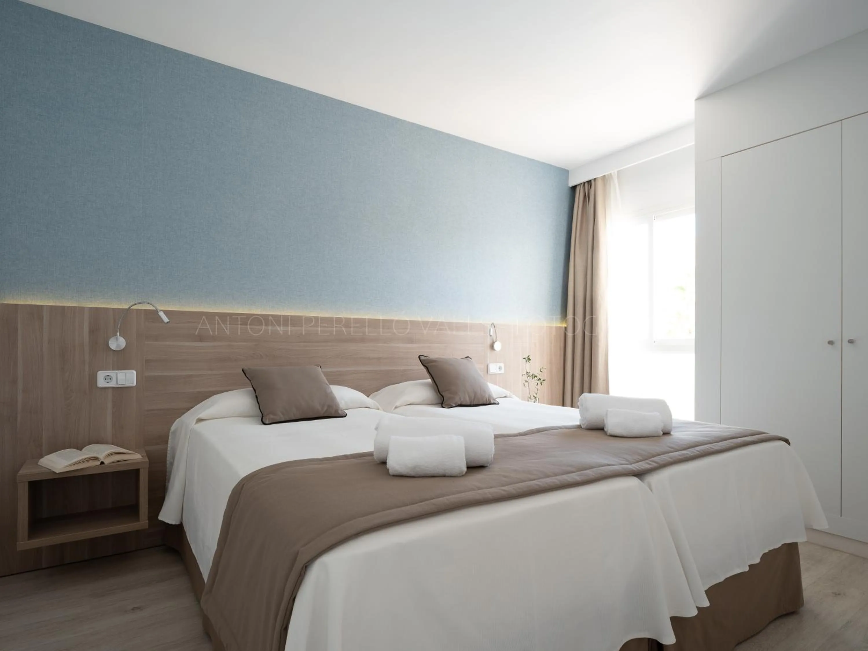 Bedroom in Puerto Azul Suite Hotel