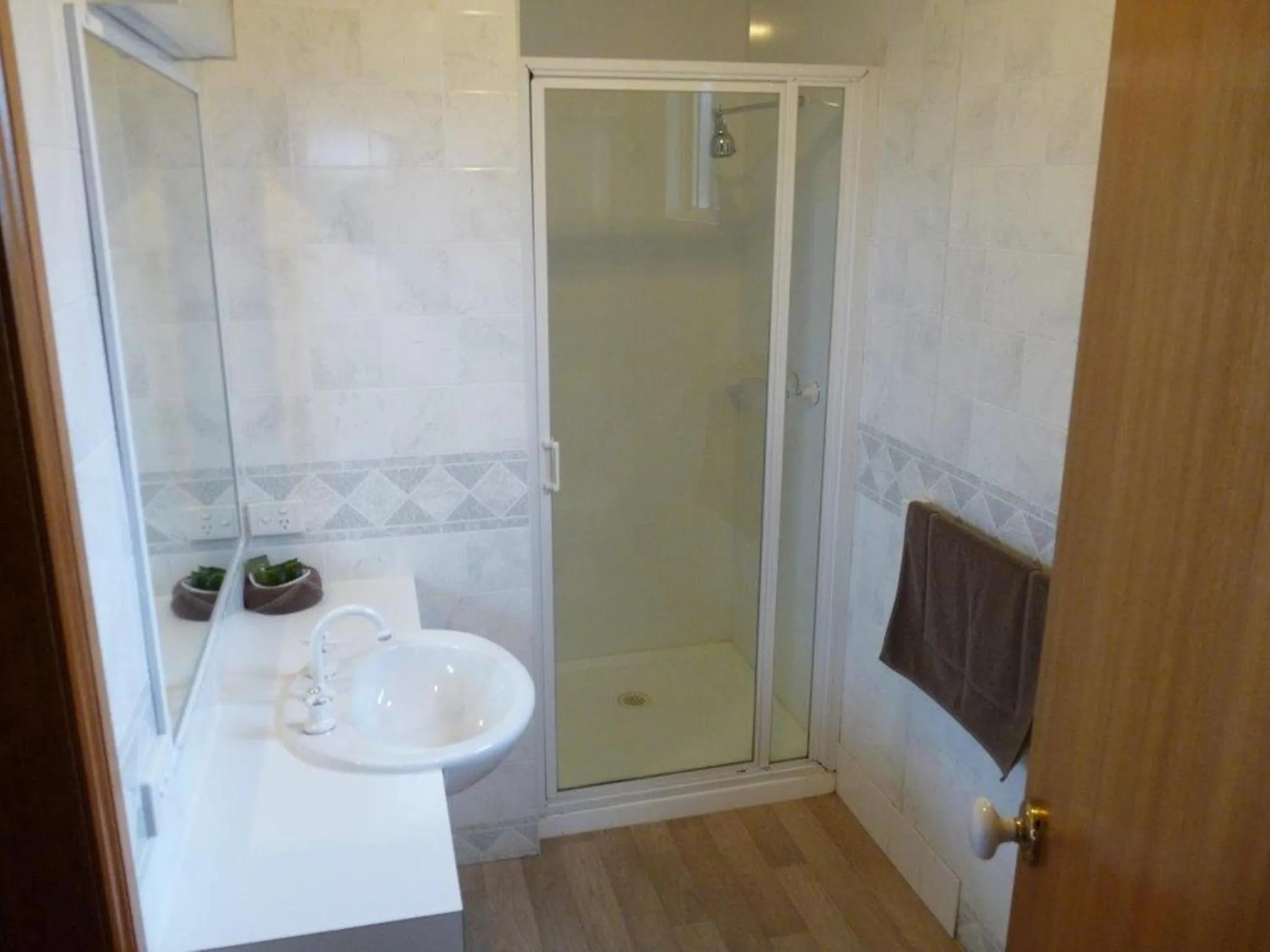 Shower in Wodonga Caravan & Cabin Park