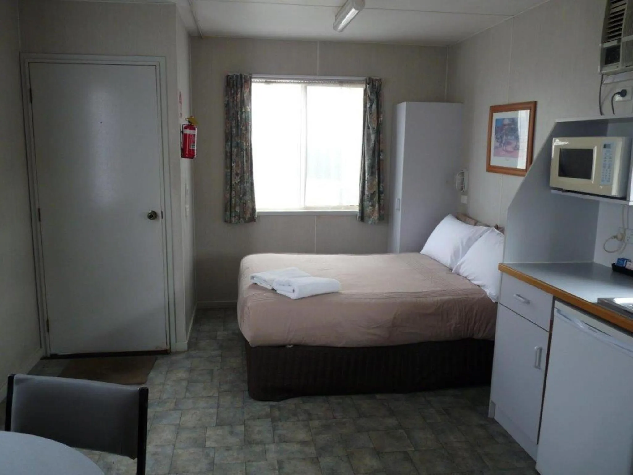Bed in Wodonga Caravan & Cabin Park