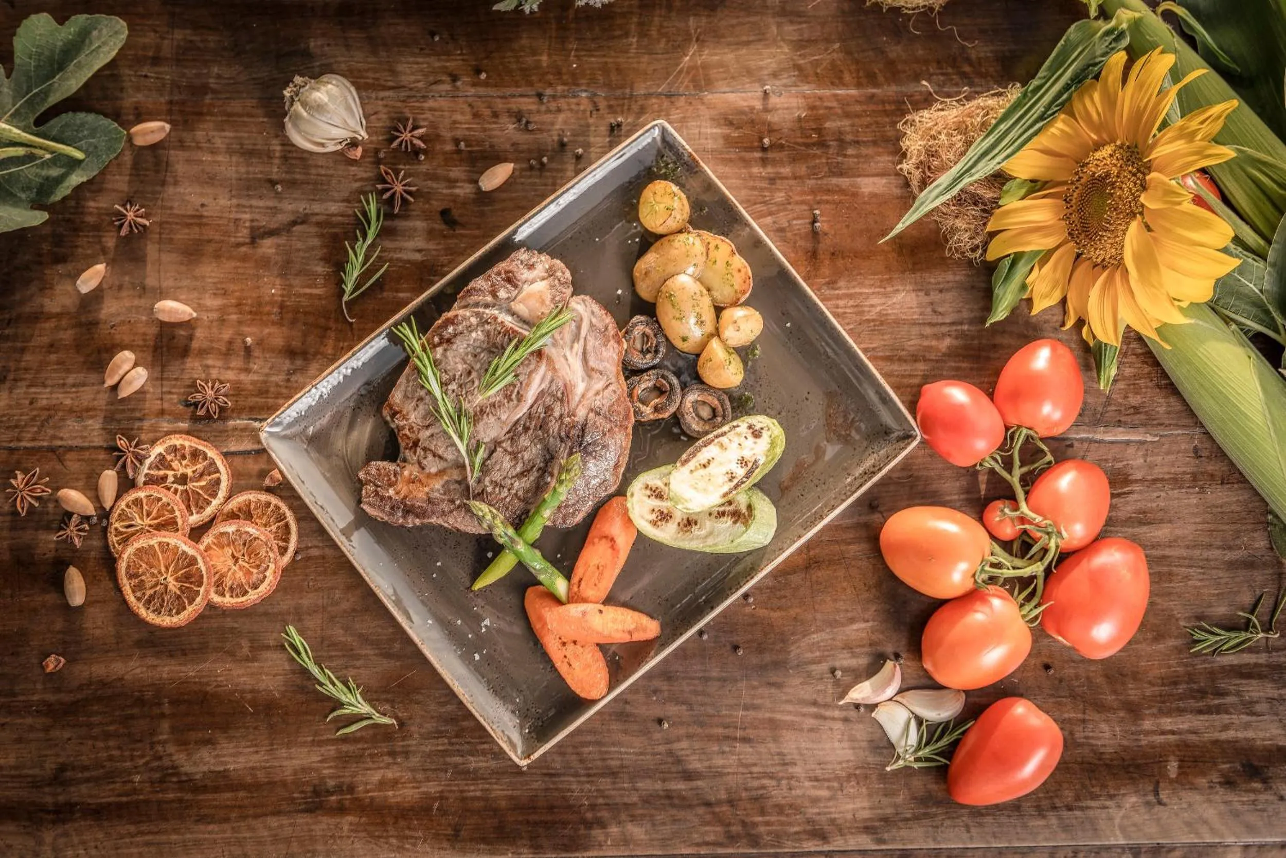 Restaurant/places to eat in Finca Son Roig by Valentin